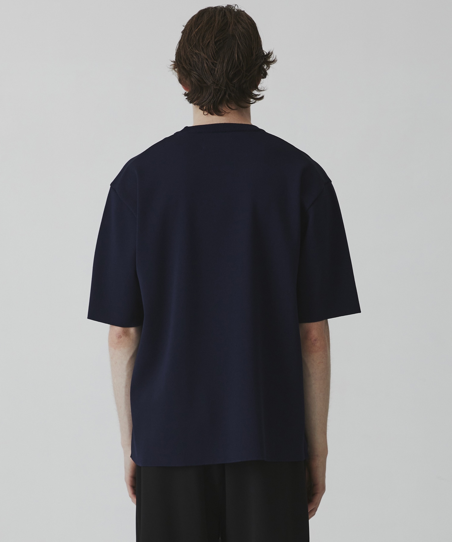 〈WEB限定｜先行予約〉18G サーブルストレッチクルーネックニットTEE