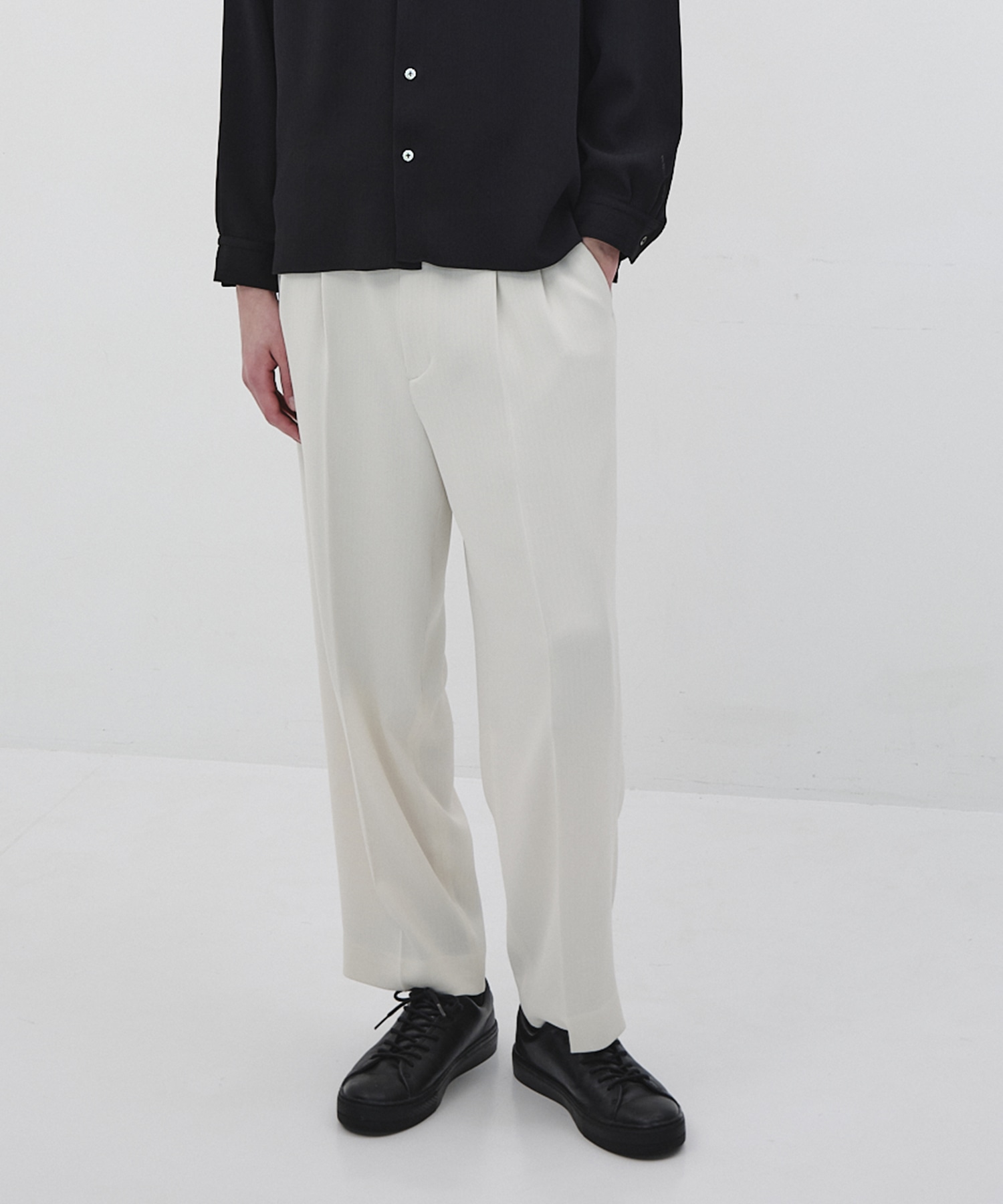 【再入荷】COLD DRY PLEATS 2タックイージーパンツ