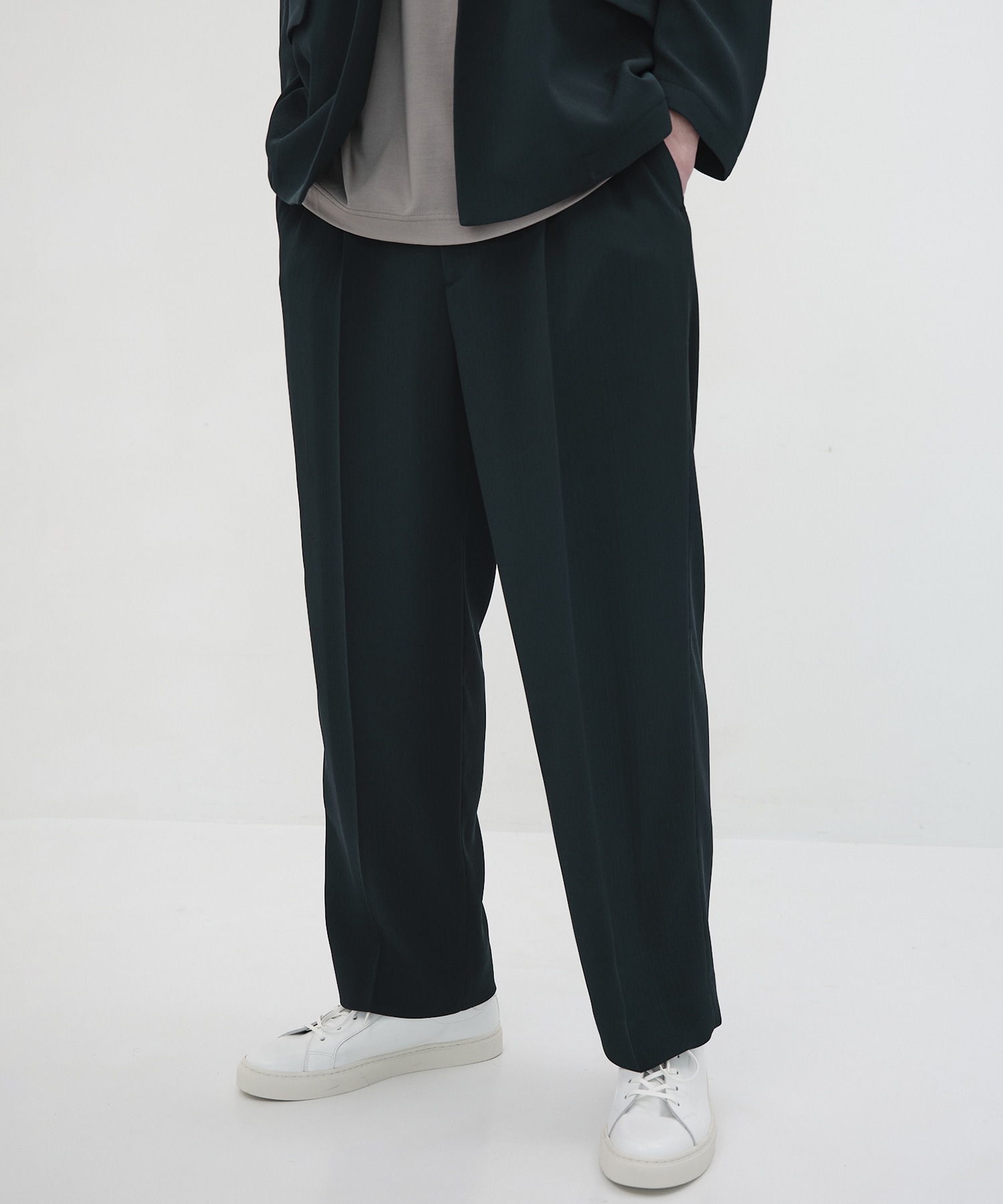【再入荷】COLD DRY PLEATS 2タックイージーパンツ