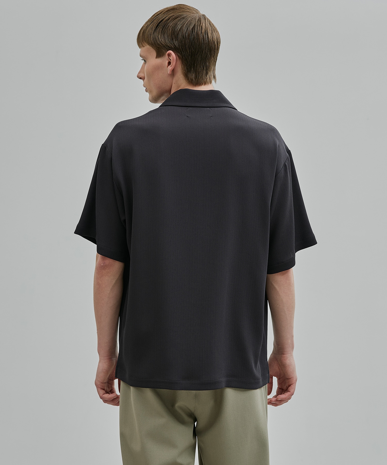 COLD DRY PLEATS オープンカラーシャツ