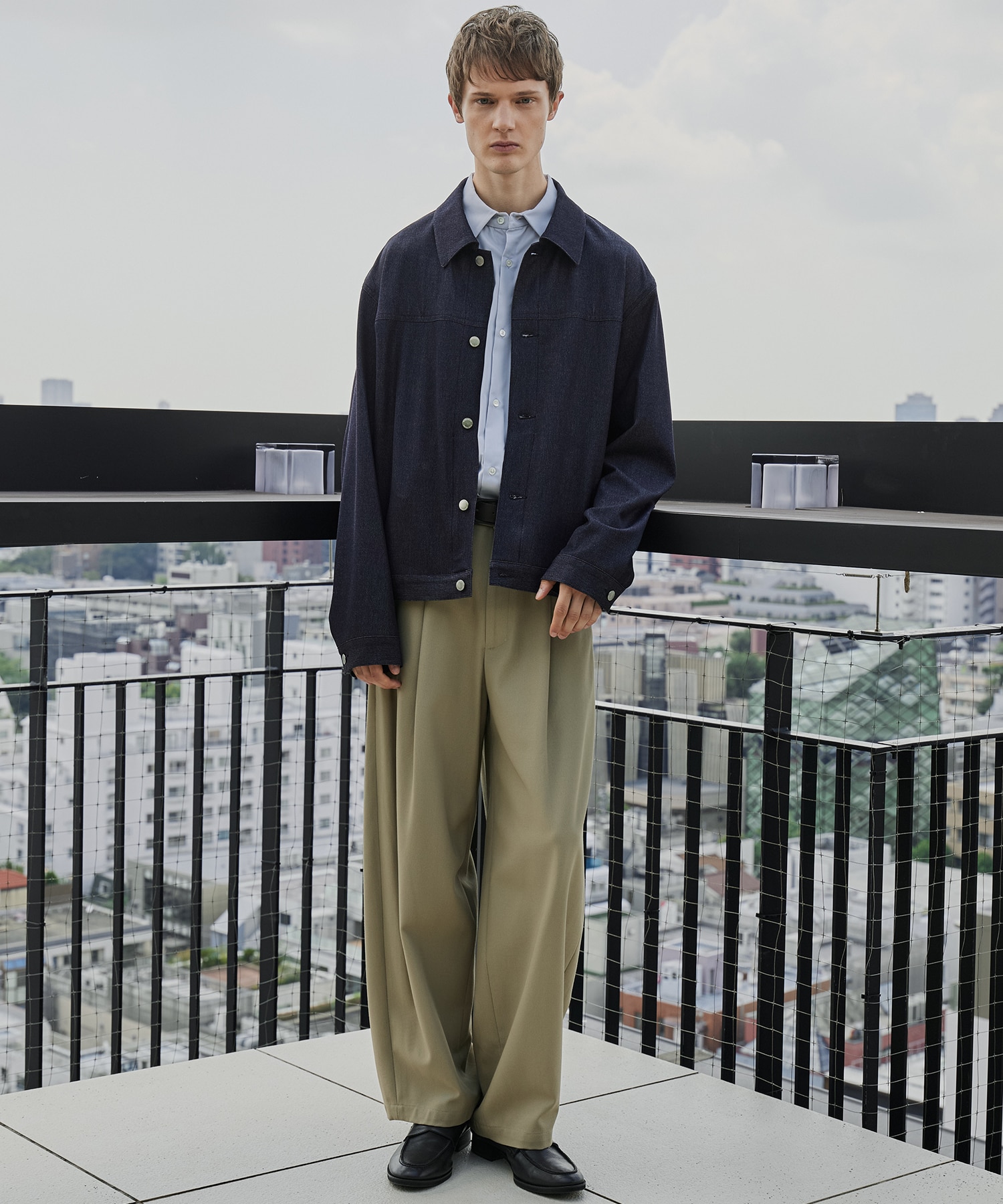 ハイツイスト バレルチノパンツ