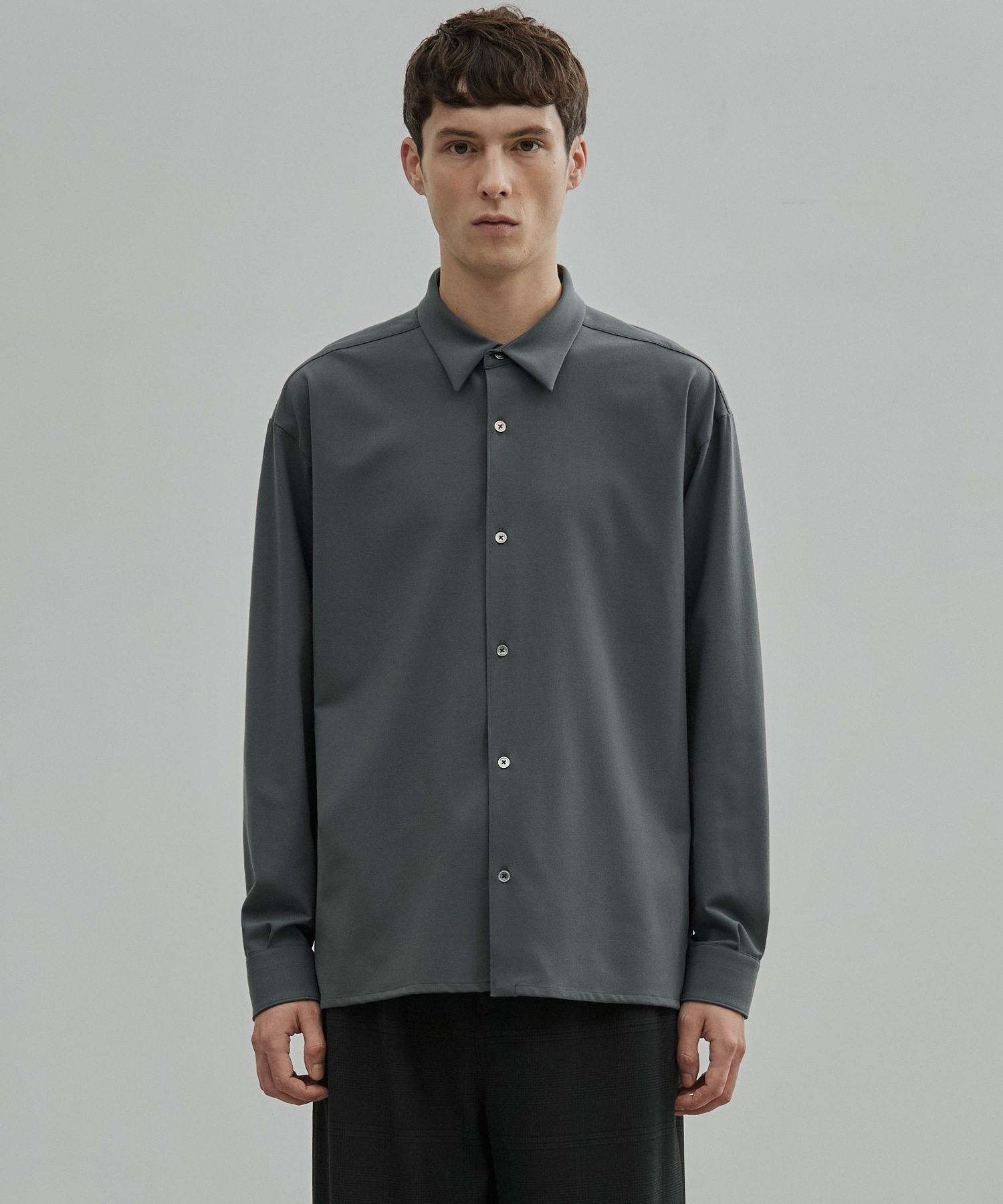 アウトラストロングスリーブシャツ