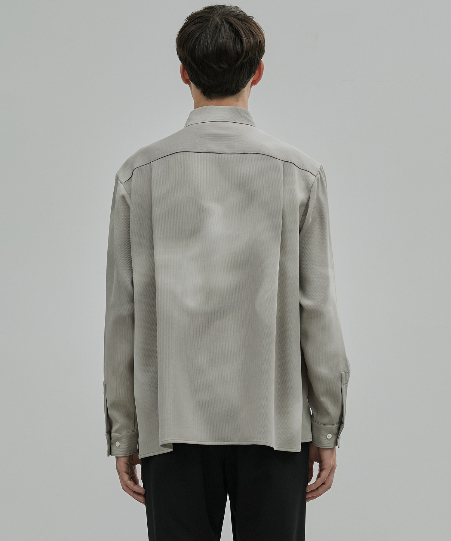 〈新発売〉COLD DRY GRADATION PLEATS ロングスリーブシャツ