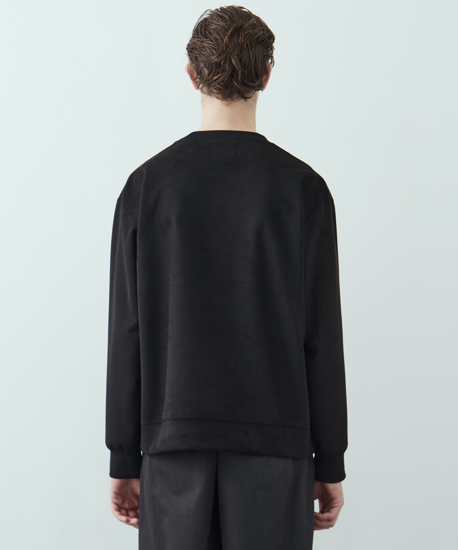 〈残りわずか〉MICRO SUEDE クルーネックプルオーバー