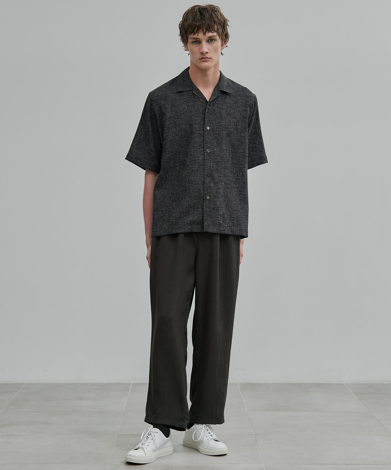 〈新発売〉MODERN SILK LINEN イージーパンツ