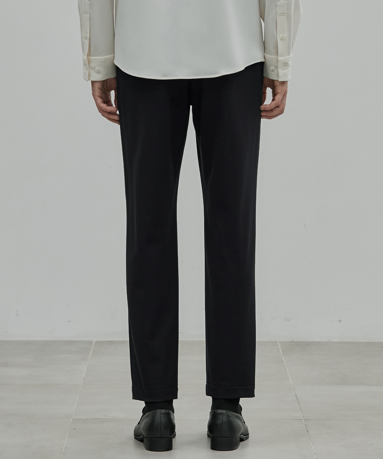 〈新色〉アウトラスト 2タックスラックス