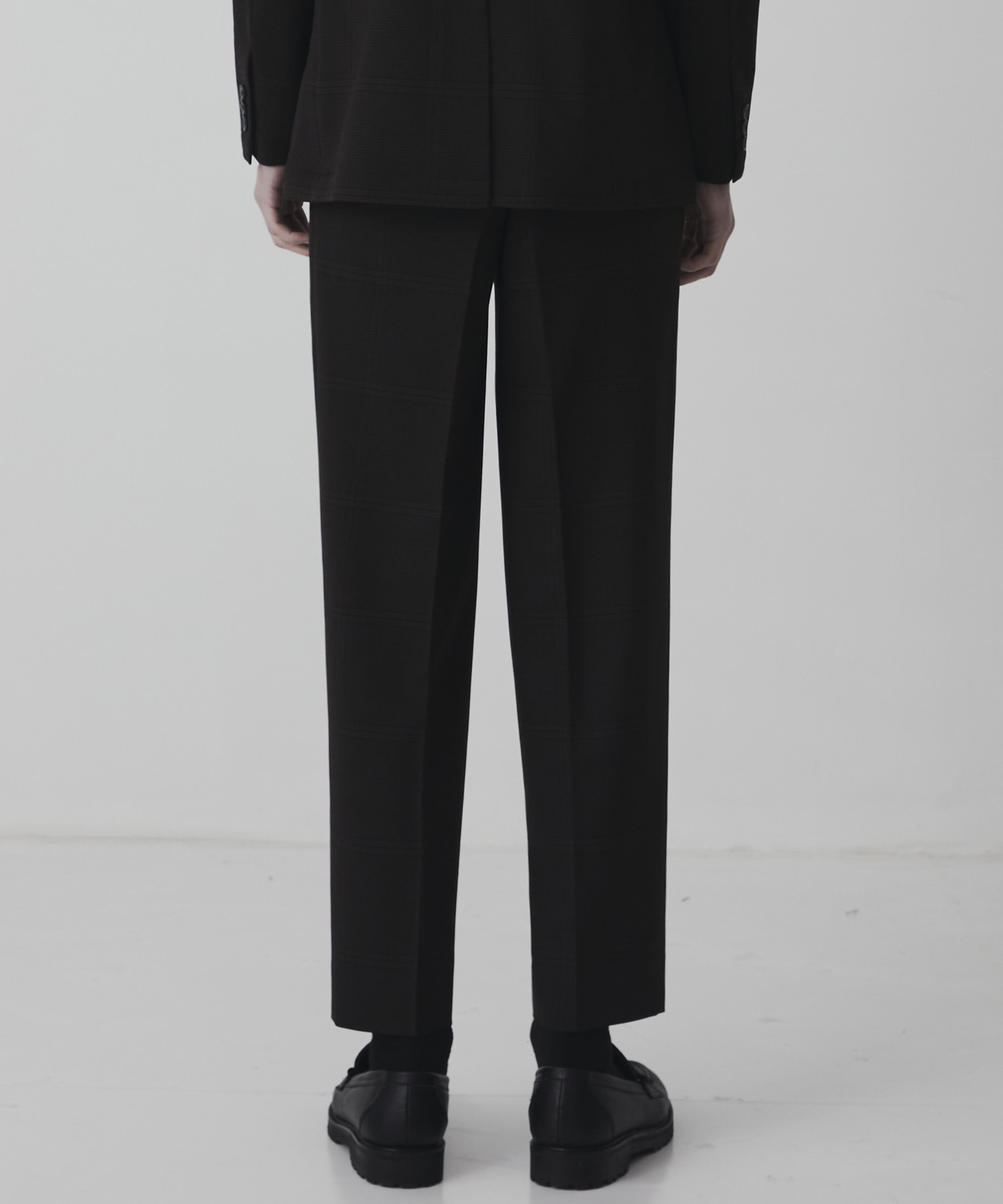 〈2026SS〉アウトラスト キープクリース 1タック ストレートパンツ