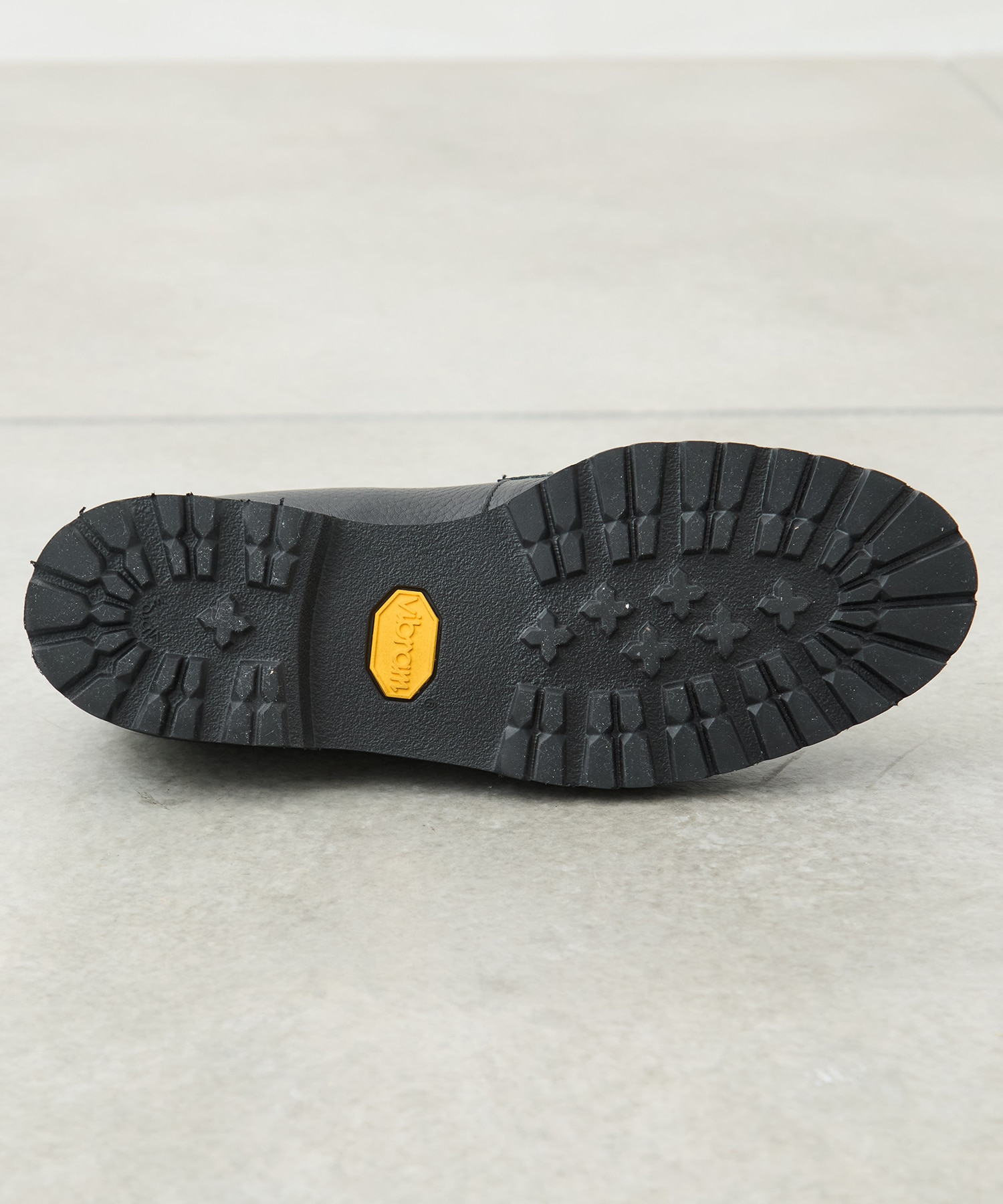 Vibram  LEATHER LOAFER