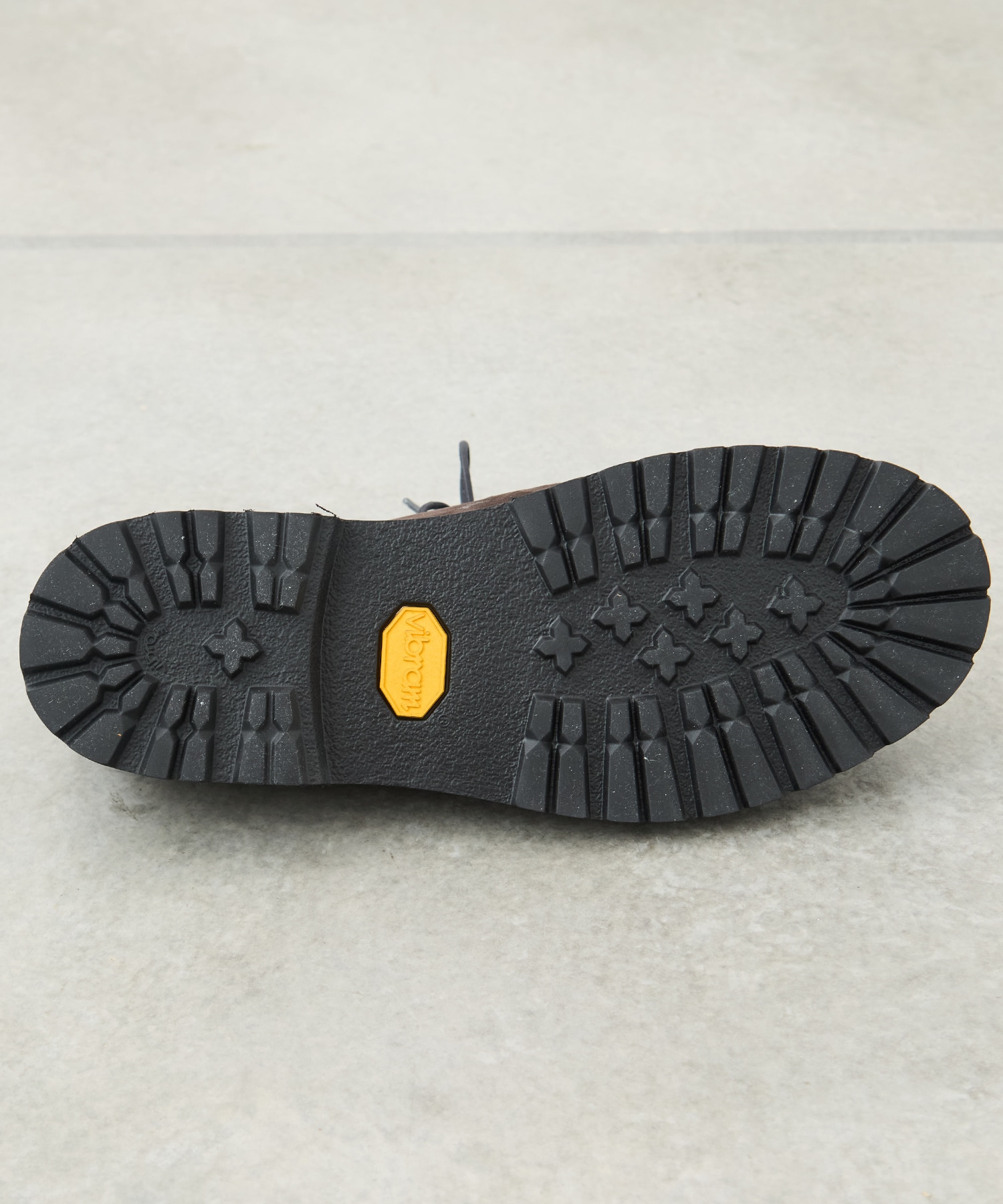 Vibram  3HOLE NUBUCK LEATHER BOOTS