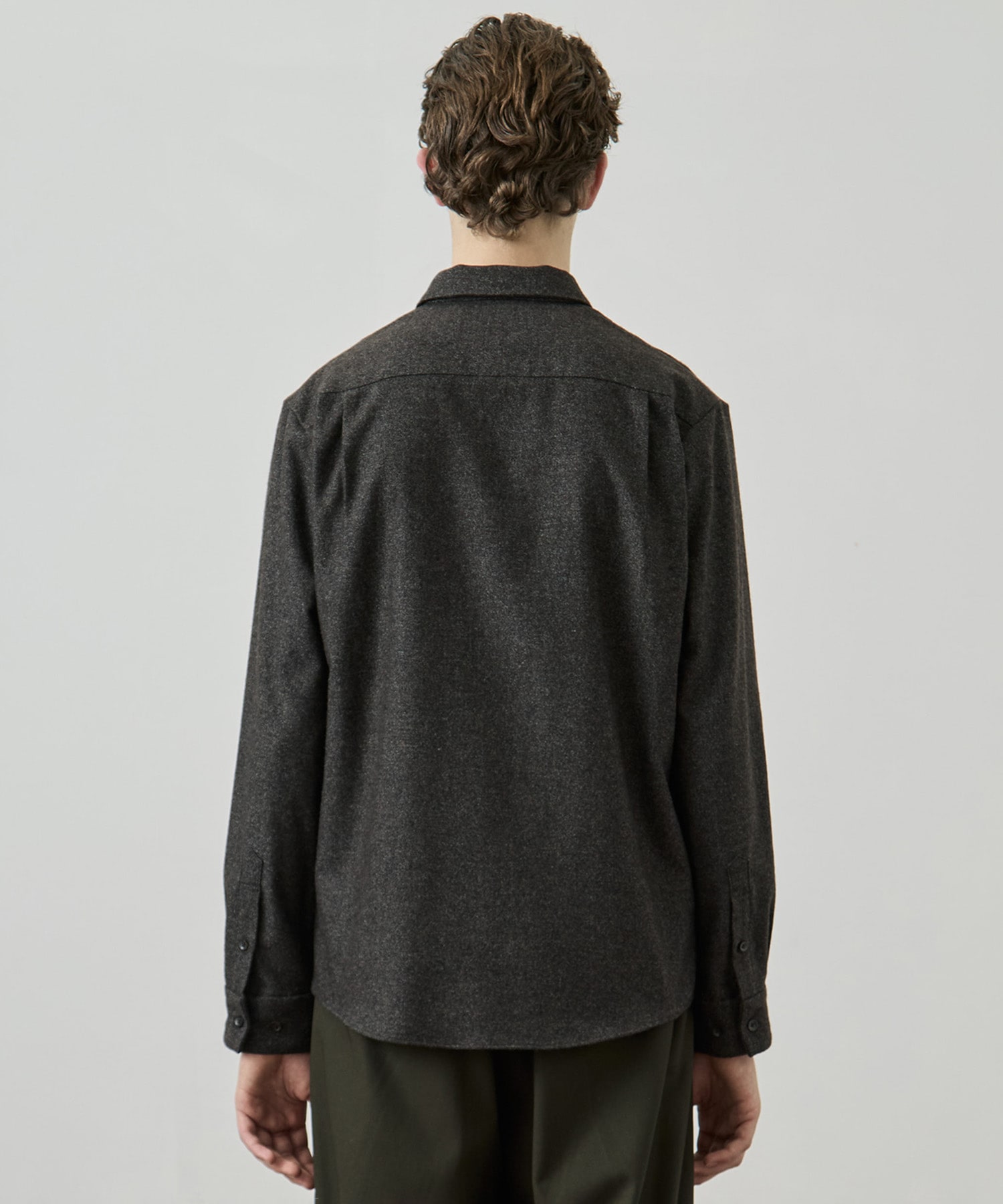 SOFT TWEED レギュラーカラーシャツ