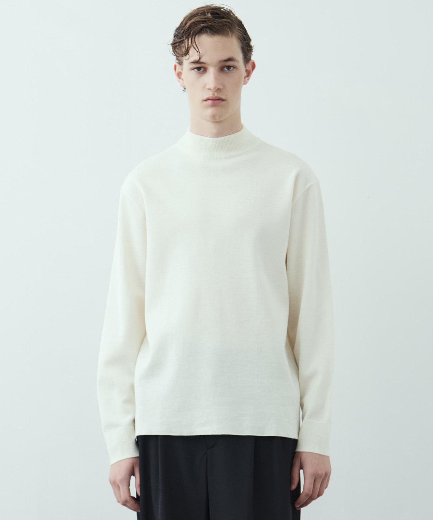 18Gウールミラノリブモックネックニット