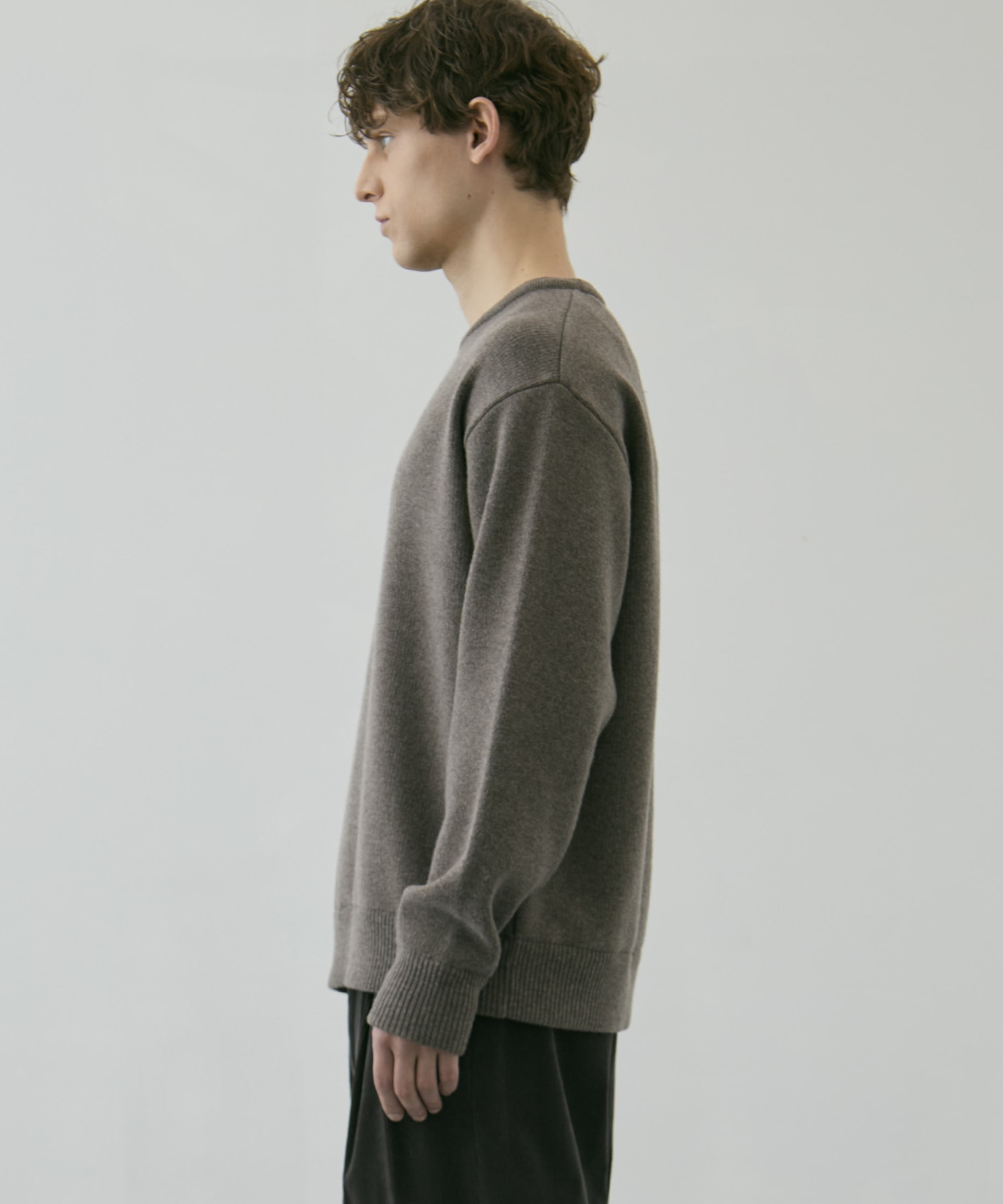 〈WEB限定｜先行予約〉CASHMERE クルーネックニット