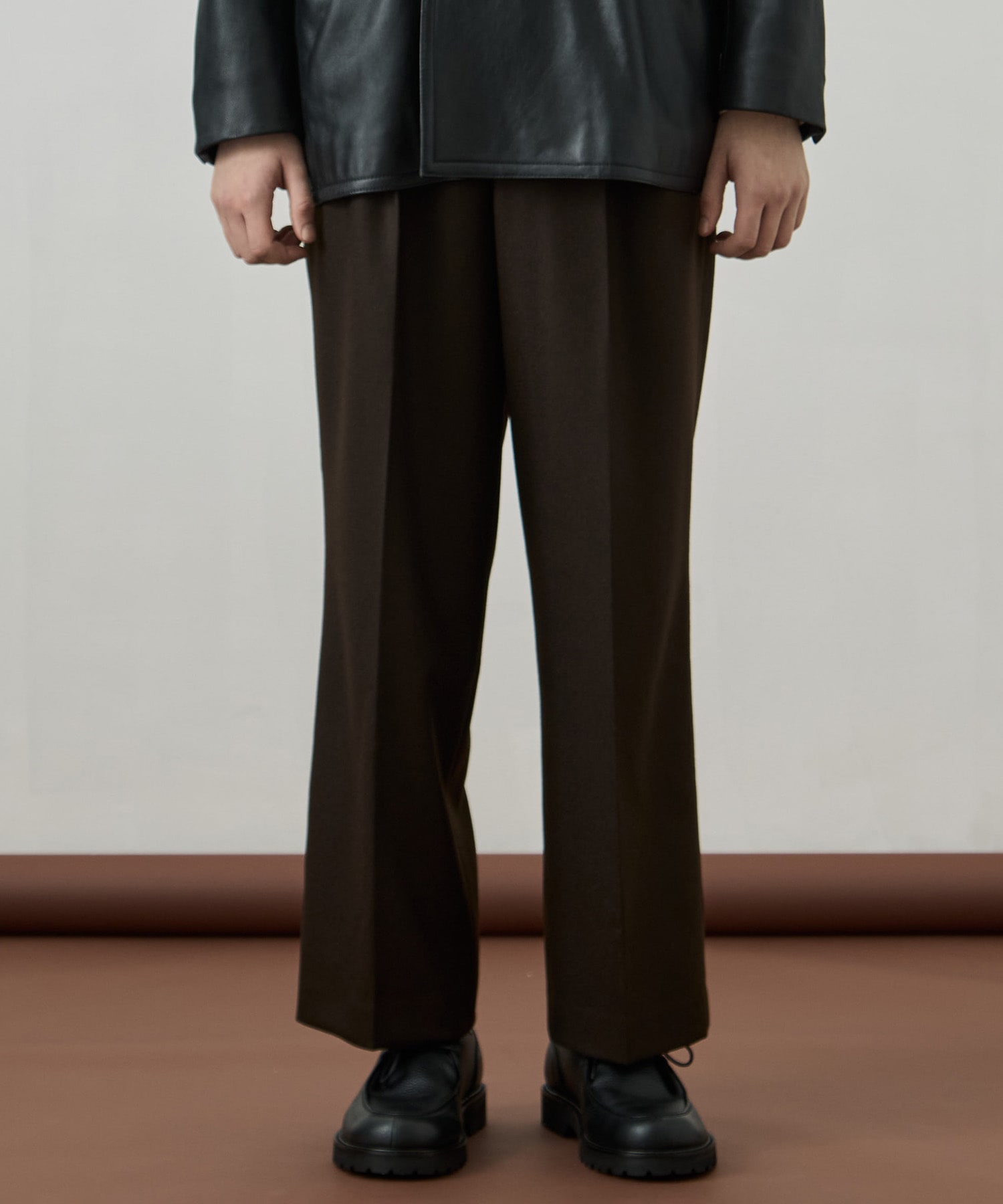 ウールフラノ  2タックストレートパンツ