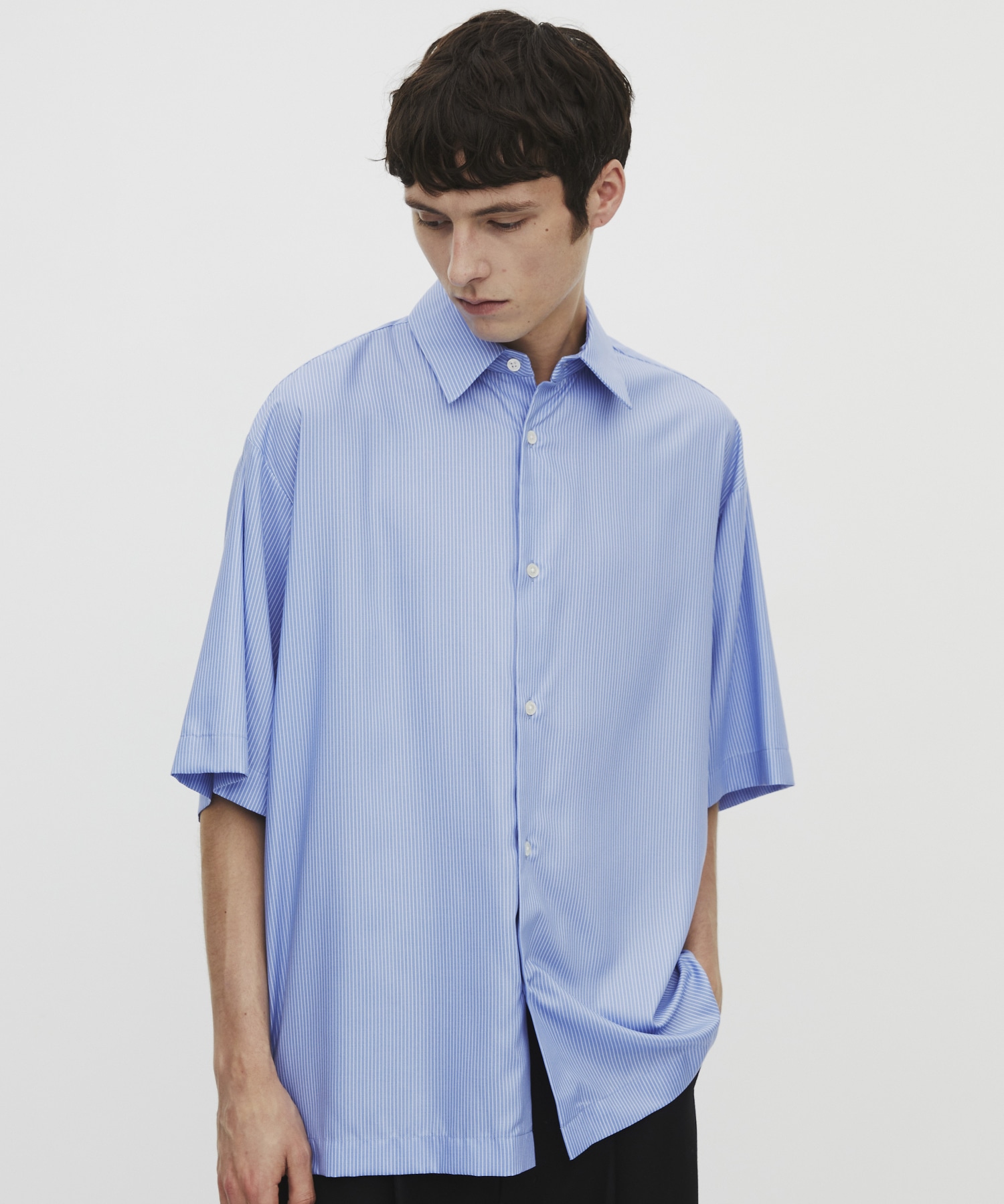 〈WEB限定｜先行予約〉DRY RAYON ストライプショートスリーブシャツ