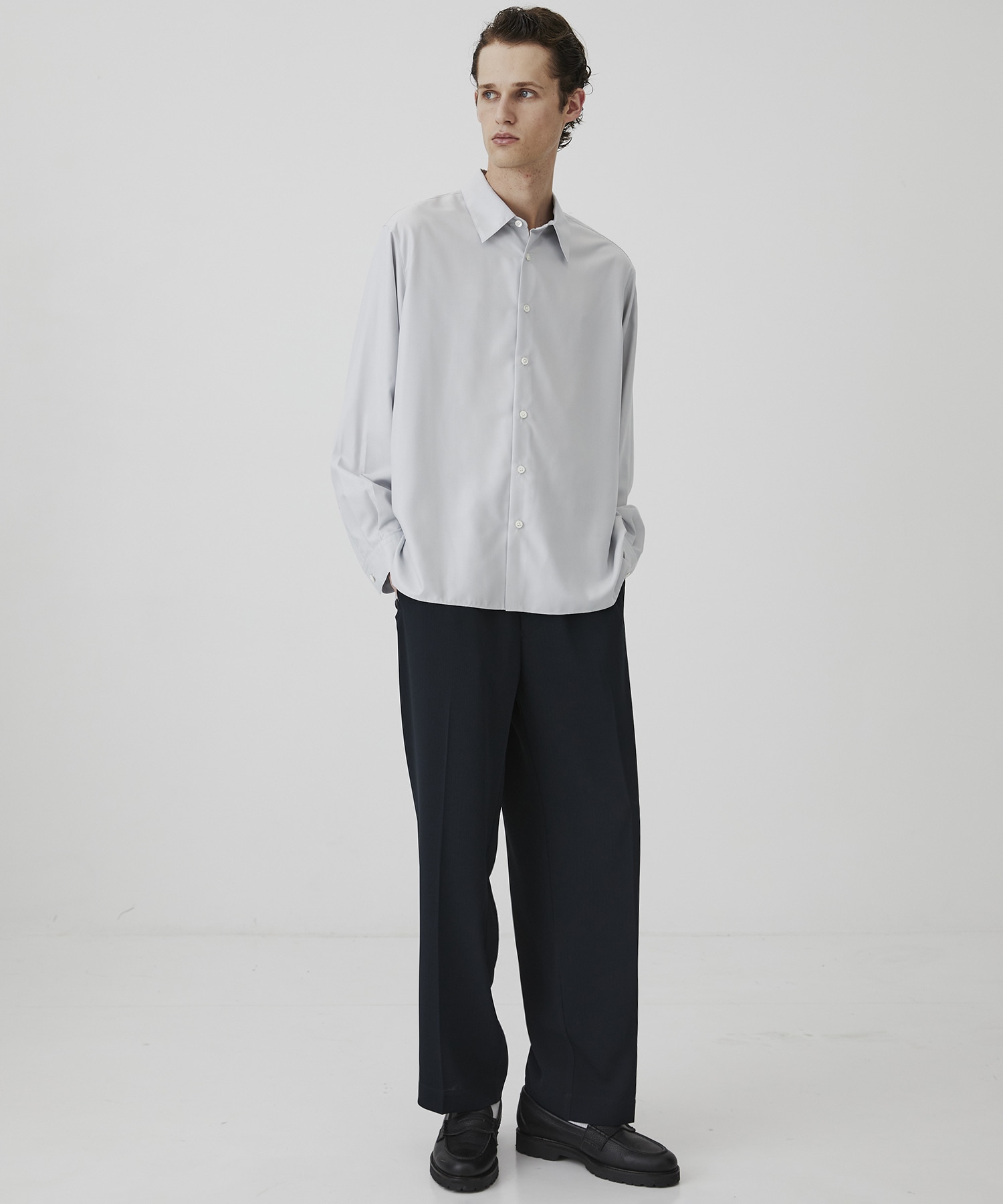 COLD DRY PLEATS シームレスイージーパンツ
