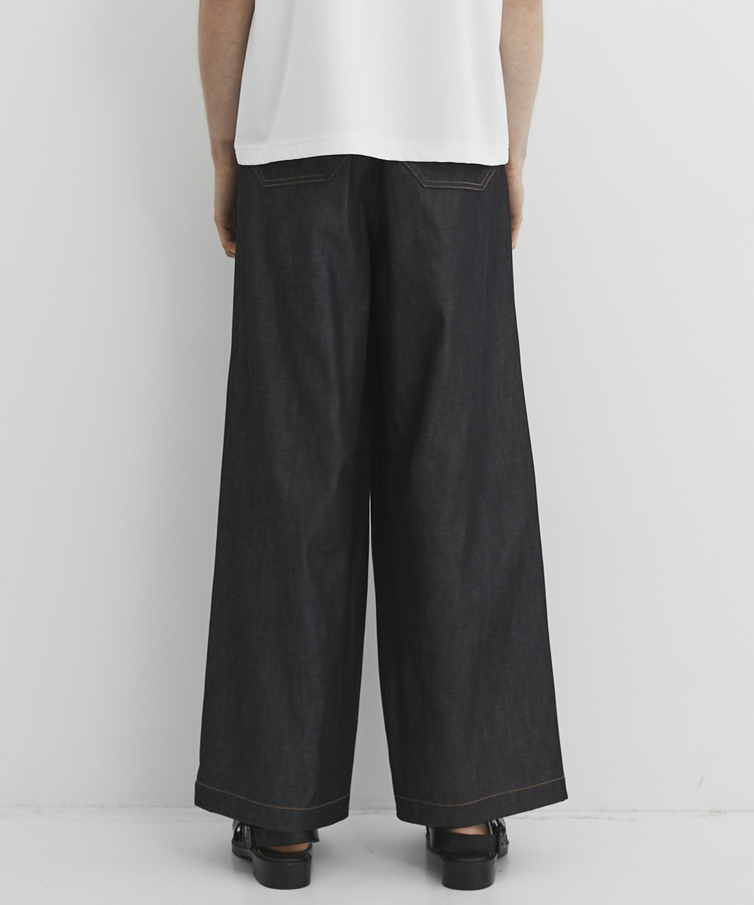 SUPIMA DENIM バギーパンツ