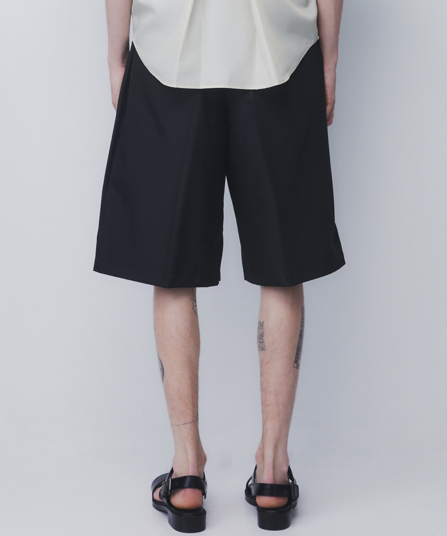 DRY SILK TAFFETA SEAMLESS SHORTS