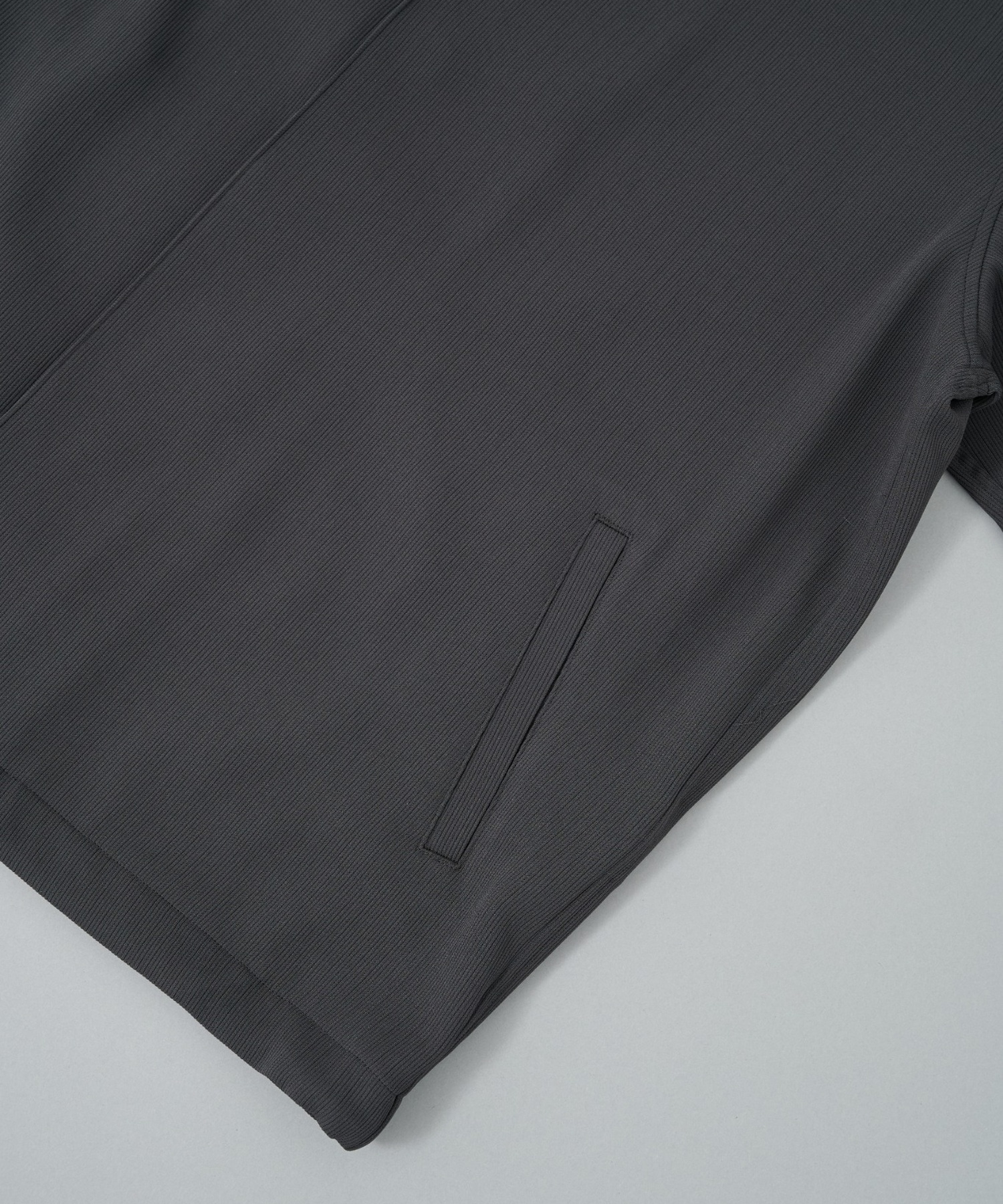 COLD DRY PLEATS コーチブルゾン