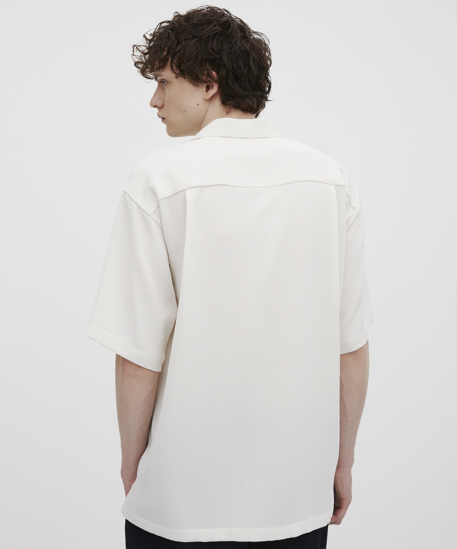 COLD DRY PLEATS オープンカラーシャツ