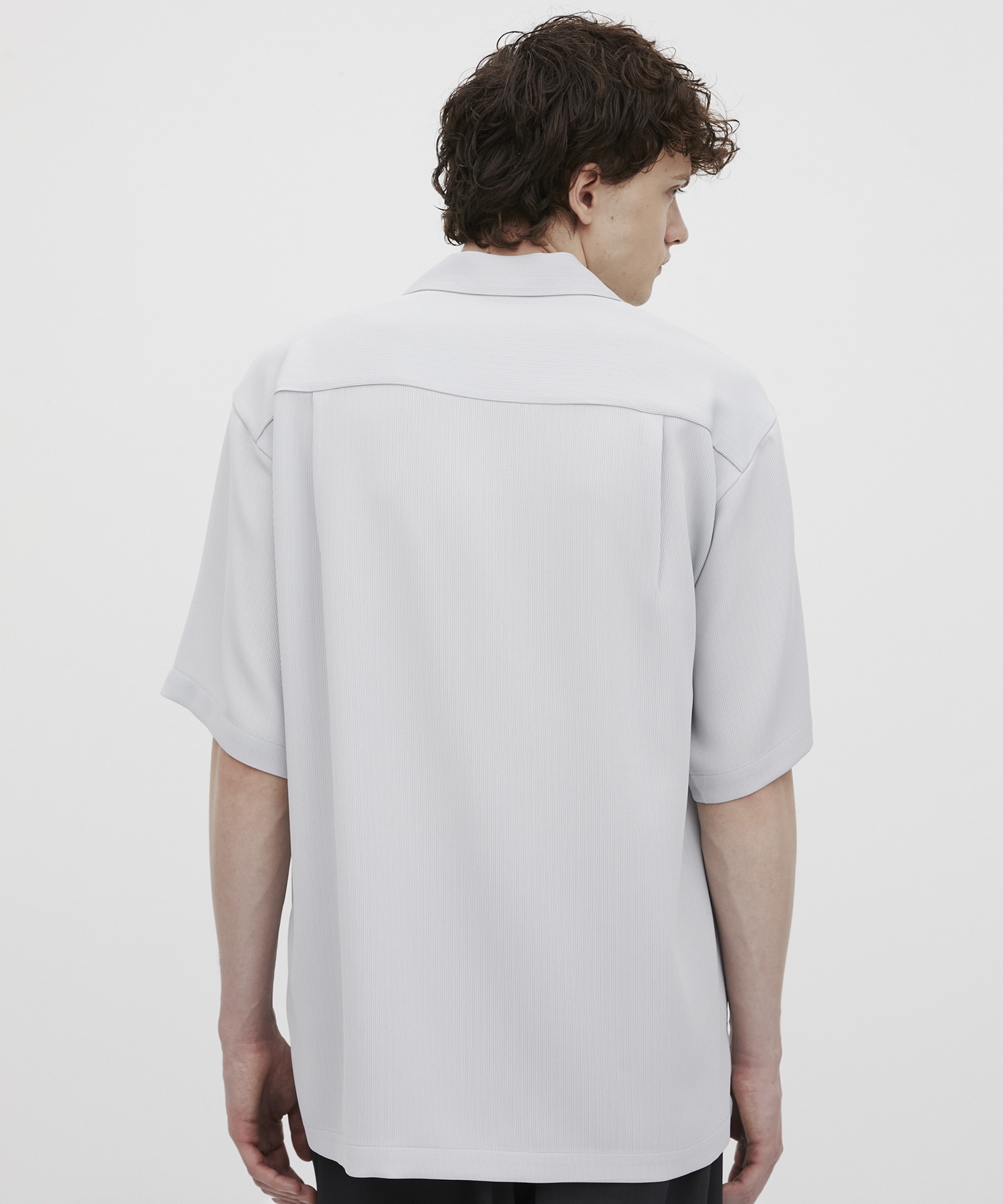 COLD DRY PLEATS オープンカラーシャツ