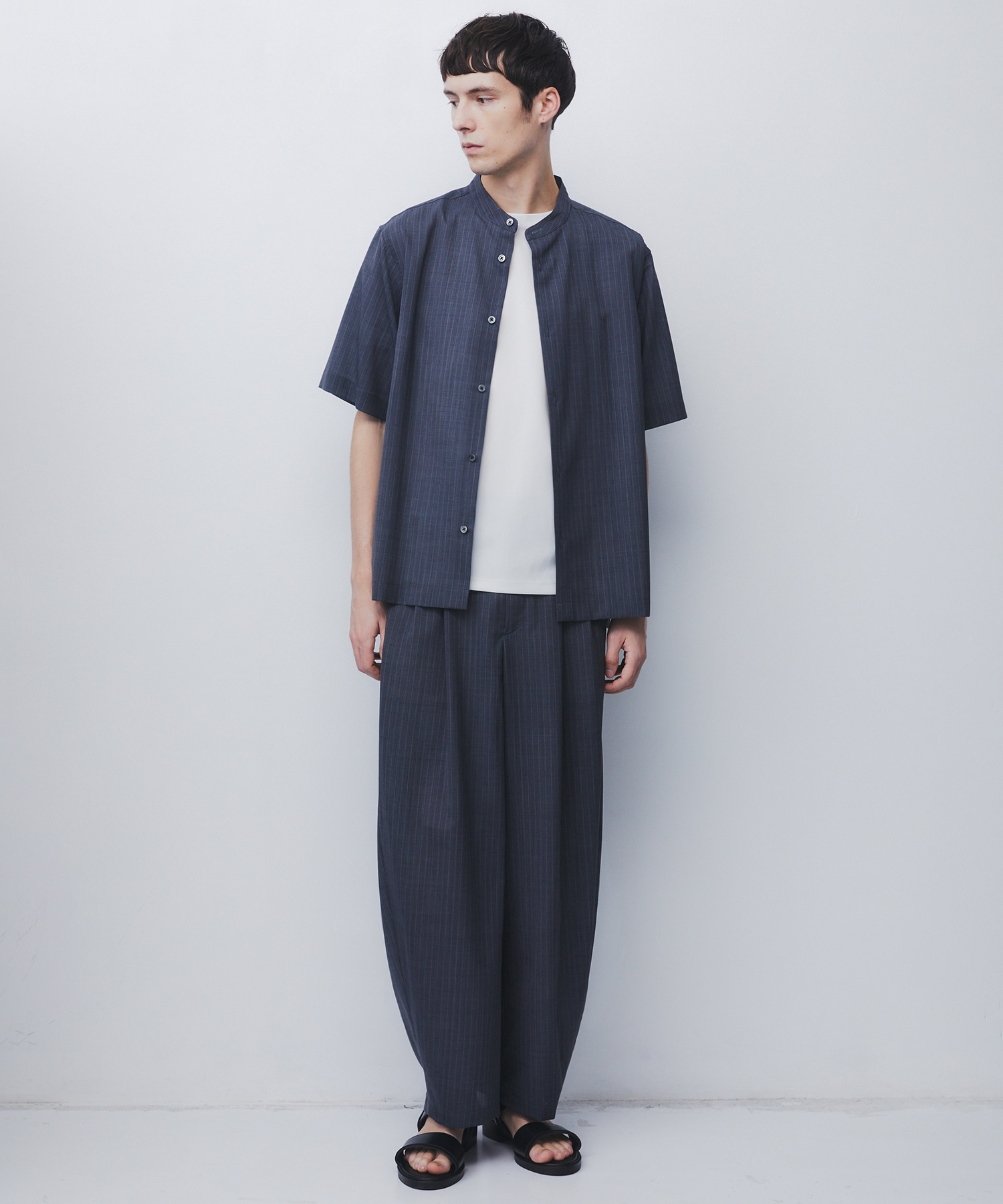 〈WEB限定|先行販売〉AIR WOOL ストライプバレルスラックス