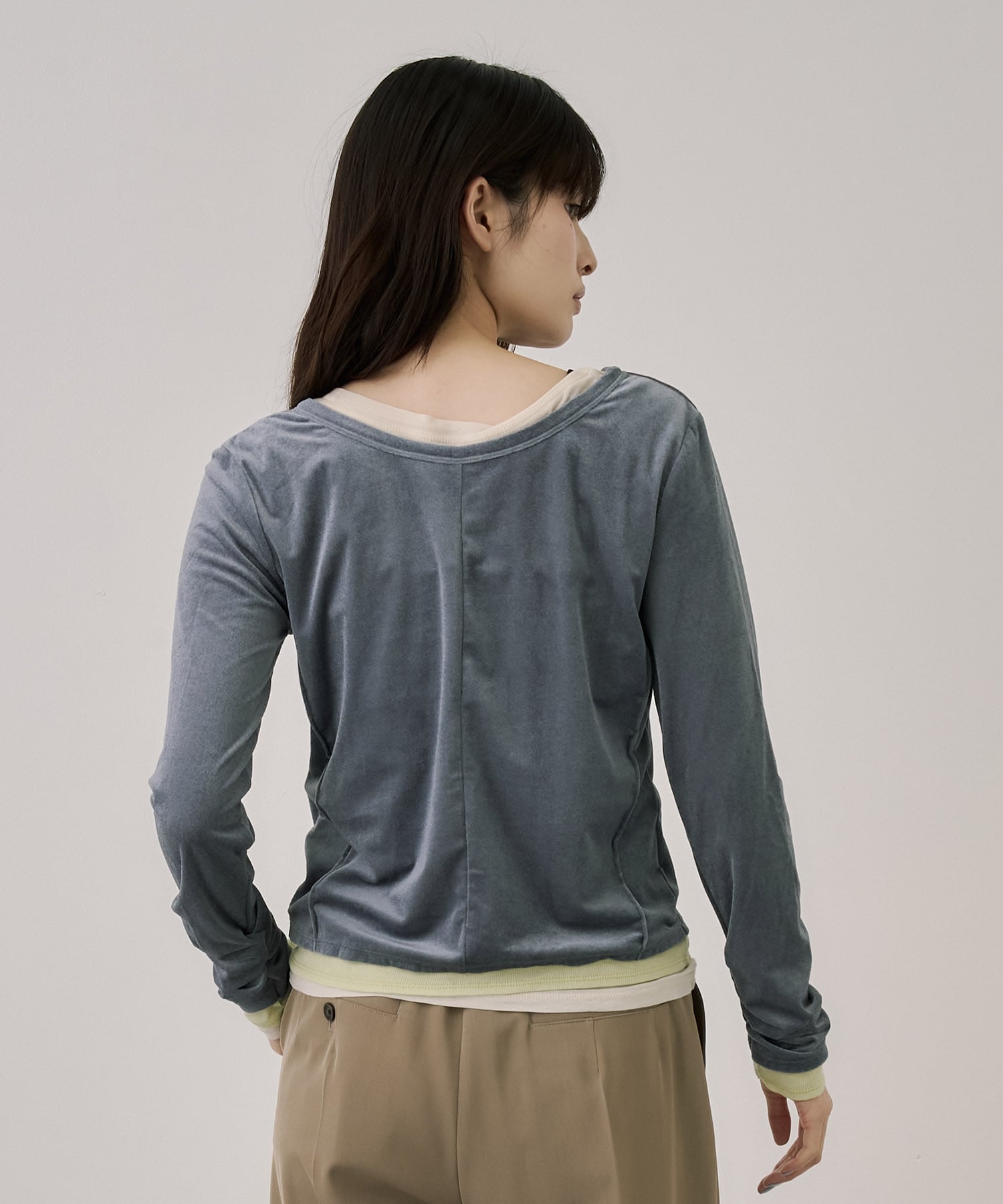 〈残りわずか〉2WAYルーズフィットベロアトップス