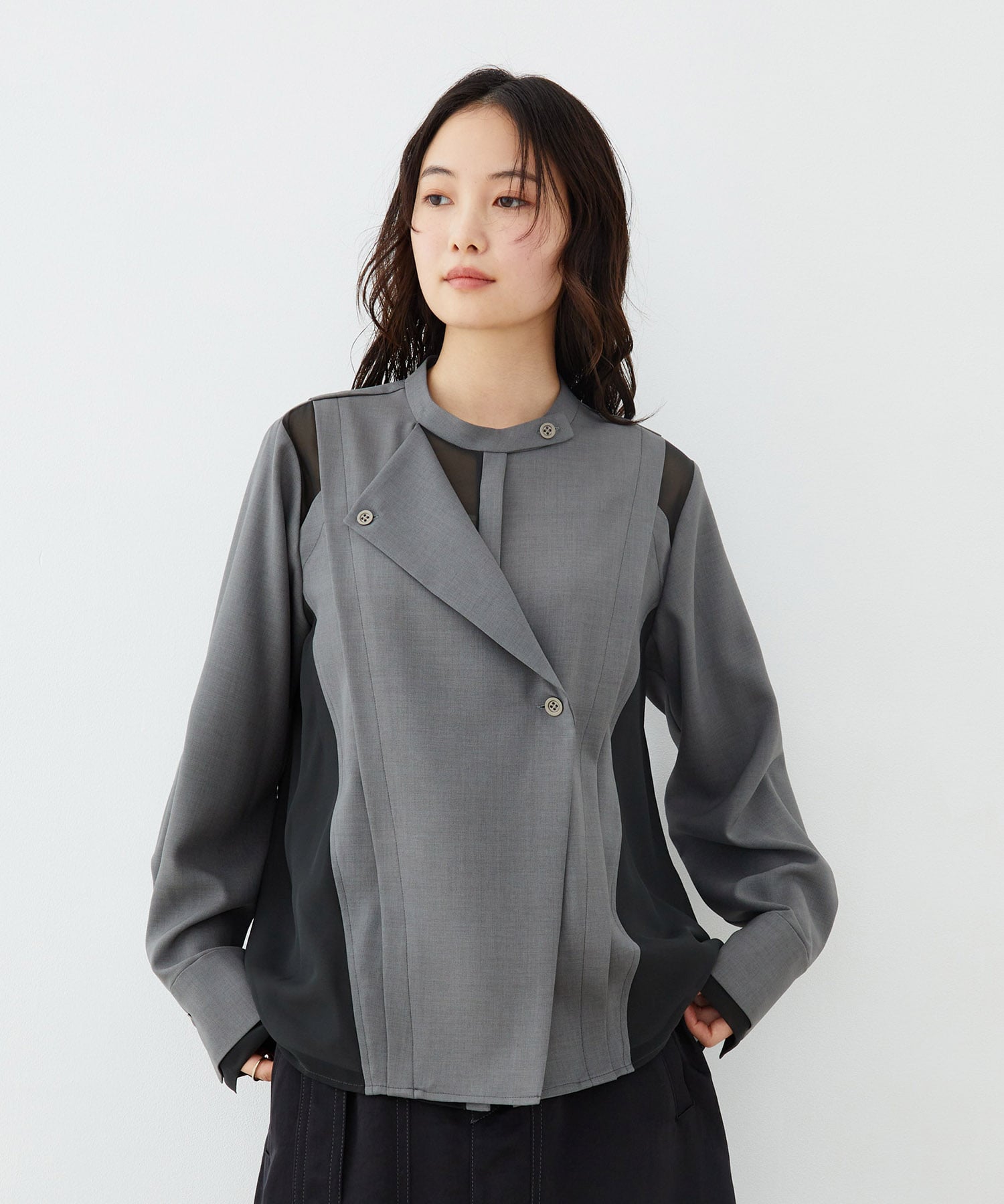 シアーレイヤーブラウス