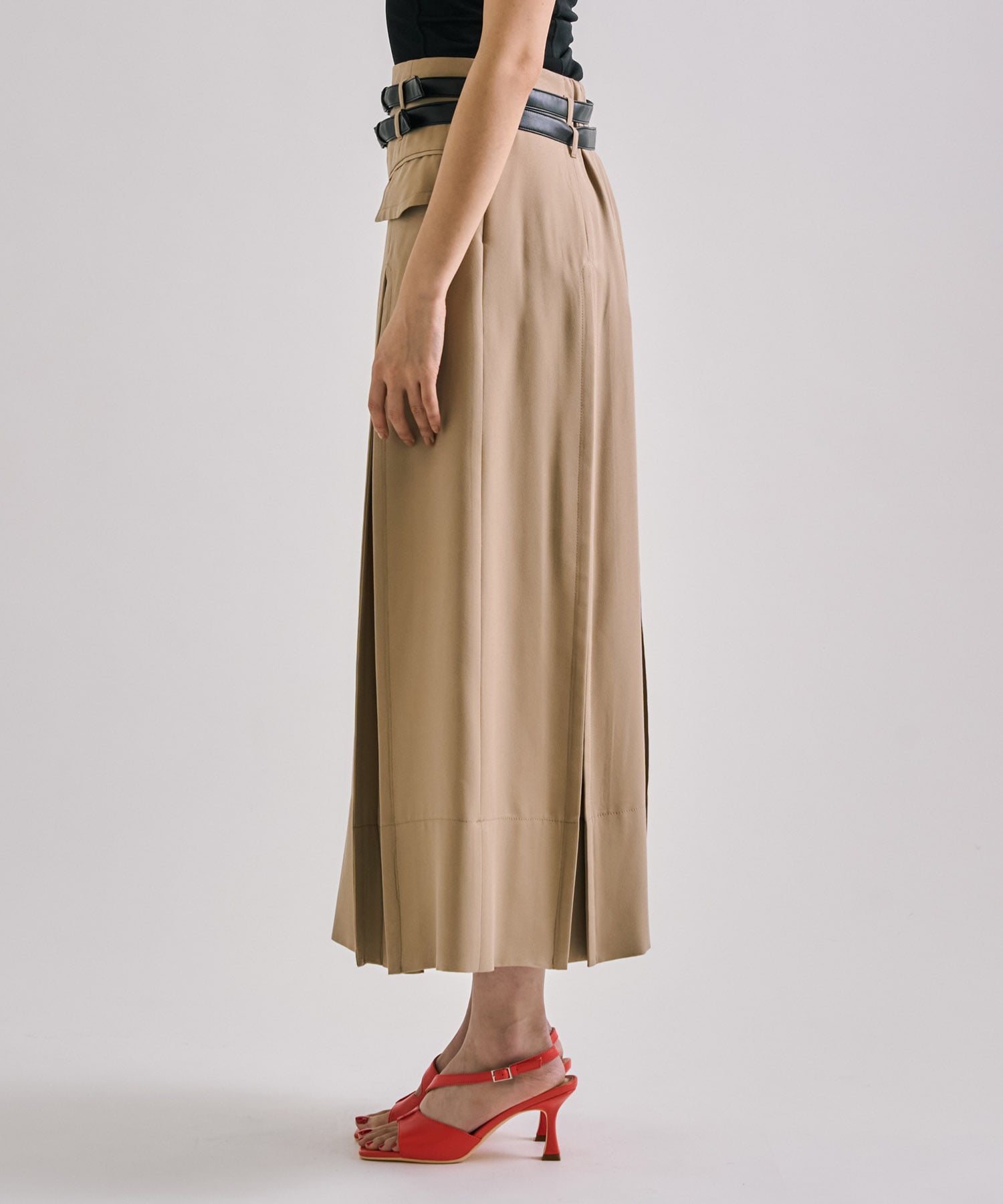 Double Belted Inverted Pleats Skirt