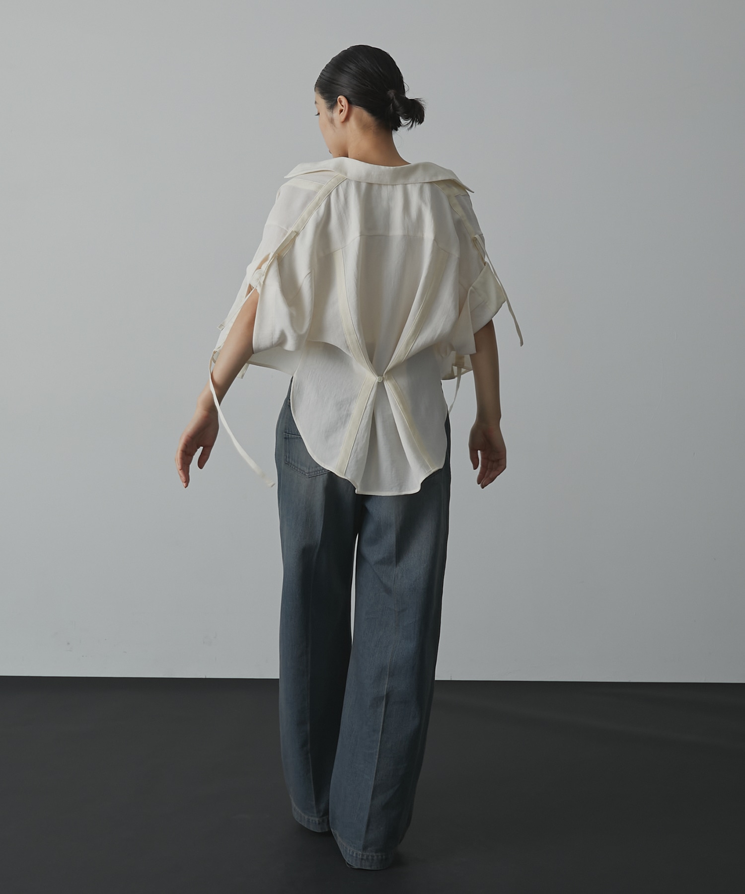 Adjustable Length Mesh Shirt