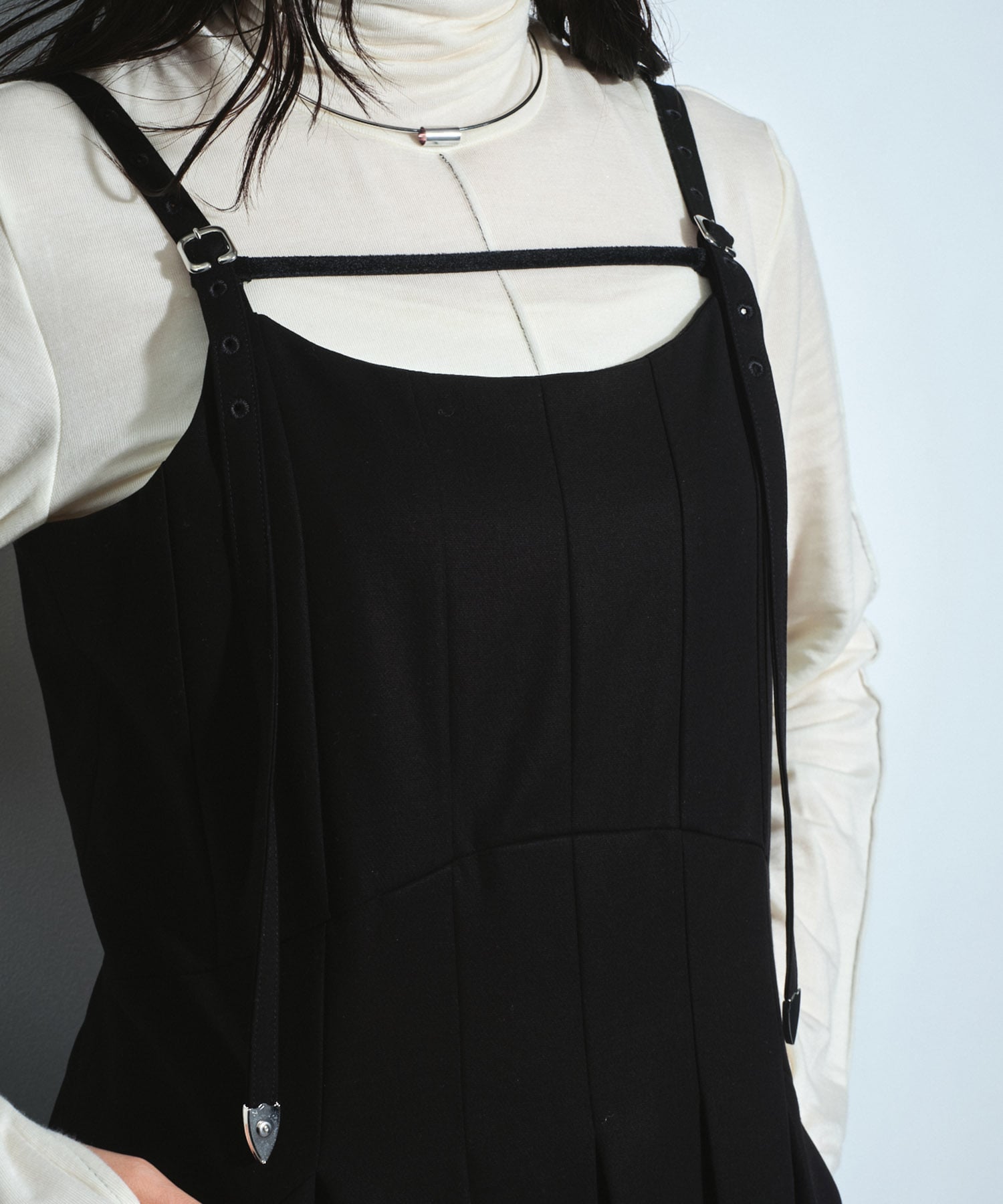 シェイプタックキャミワンピース