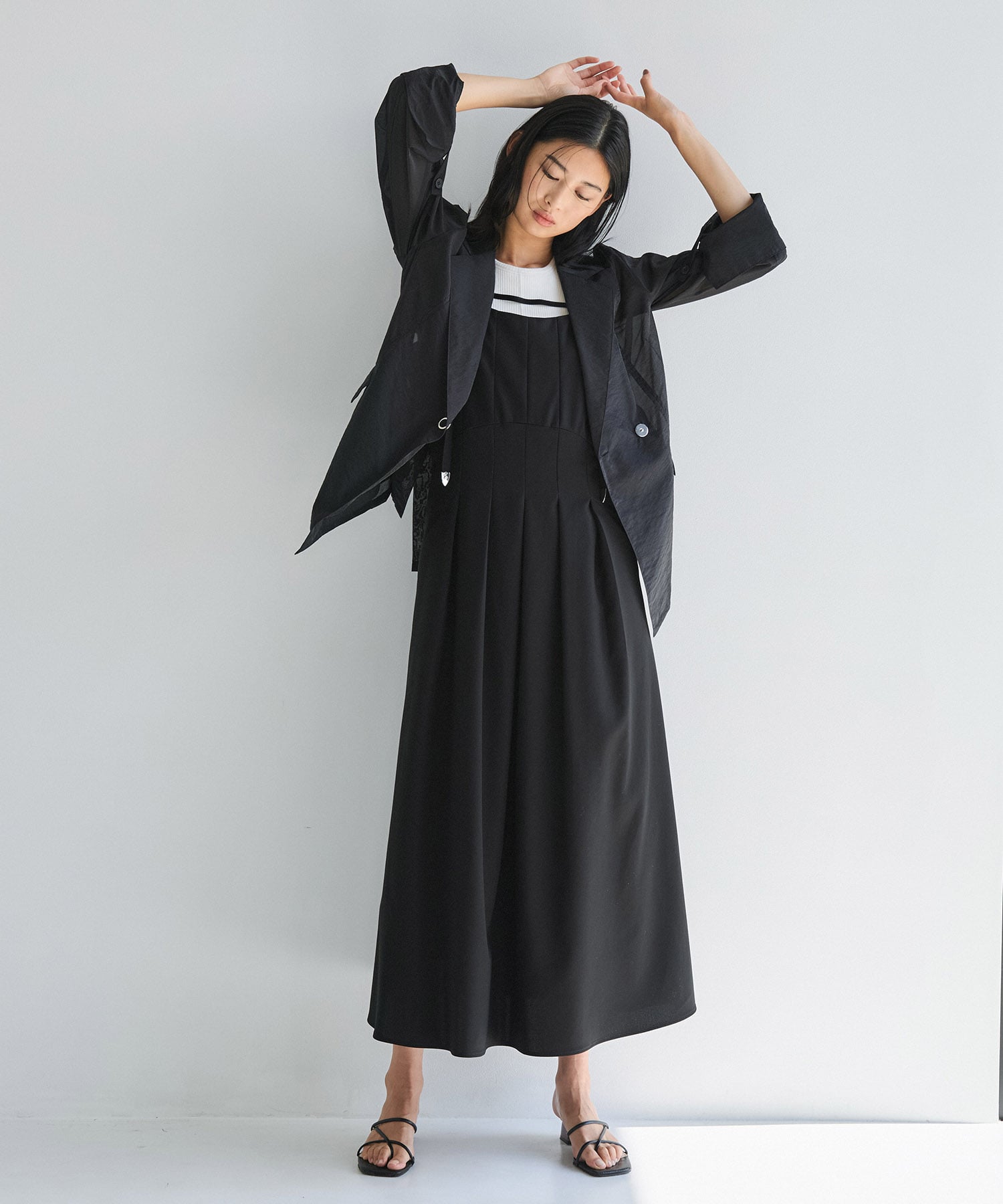 【オンラインストア先行販売】シェイプタックキャミワンピース