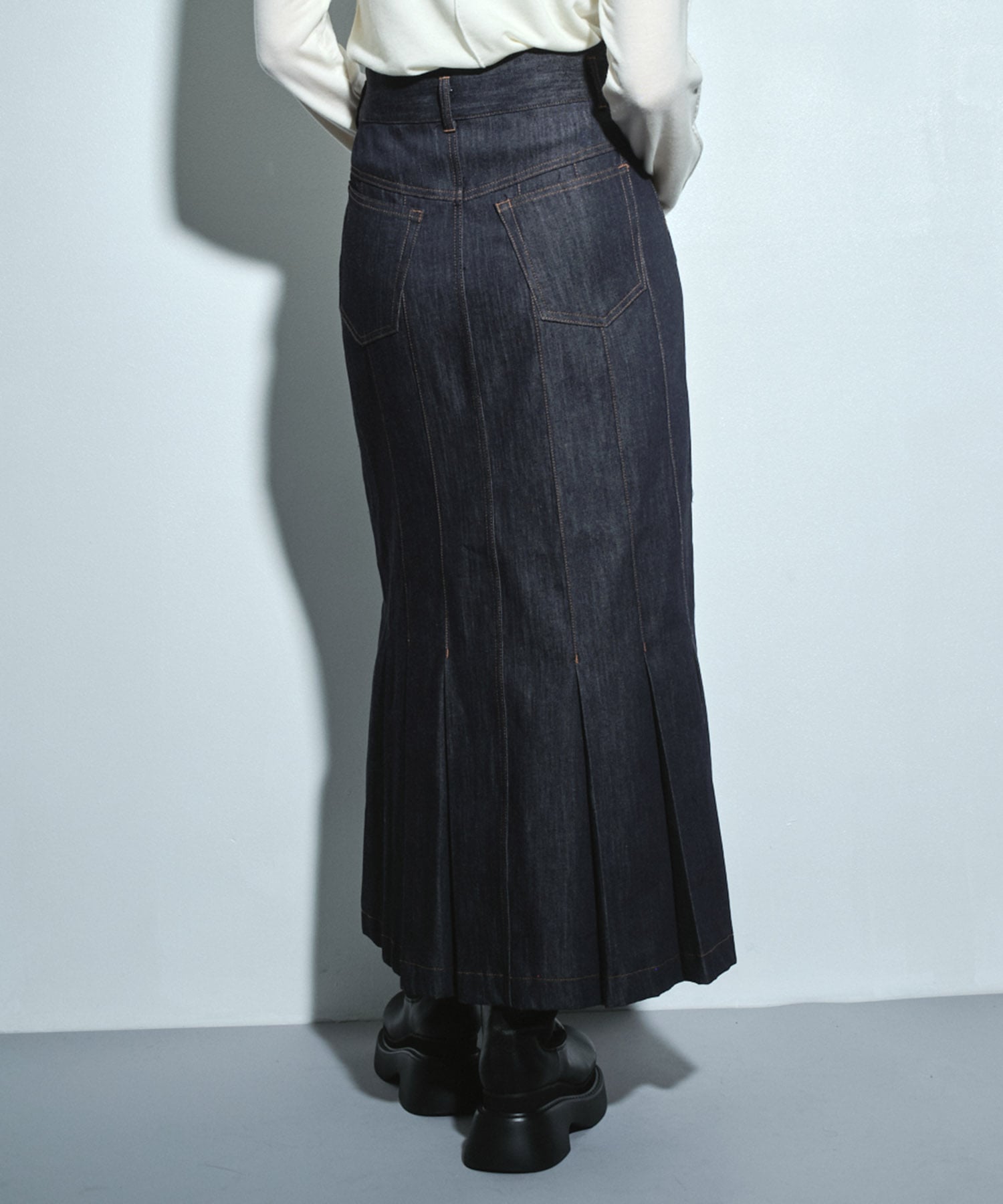 〈残りわずか〉ウォッシャブルステッチドデニムスカート