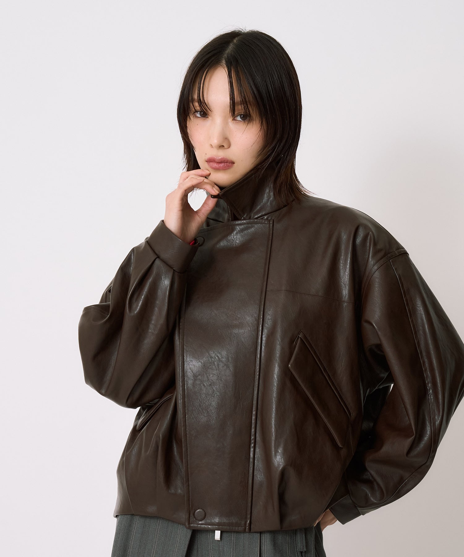 コクーンレザーボンバージャケット