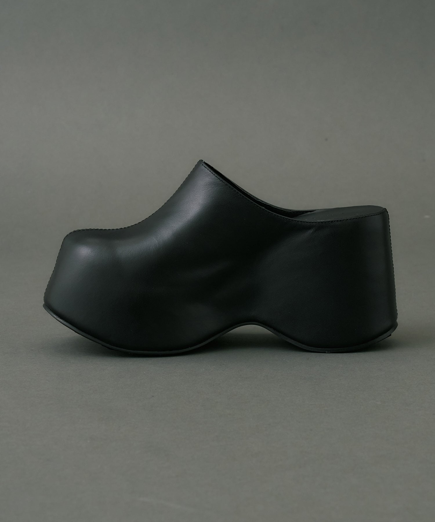 Light Weight Leather Clogs