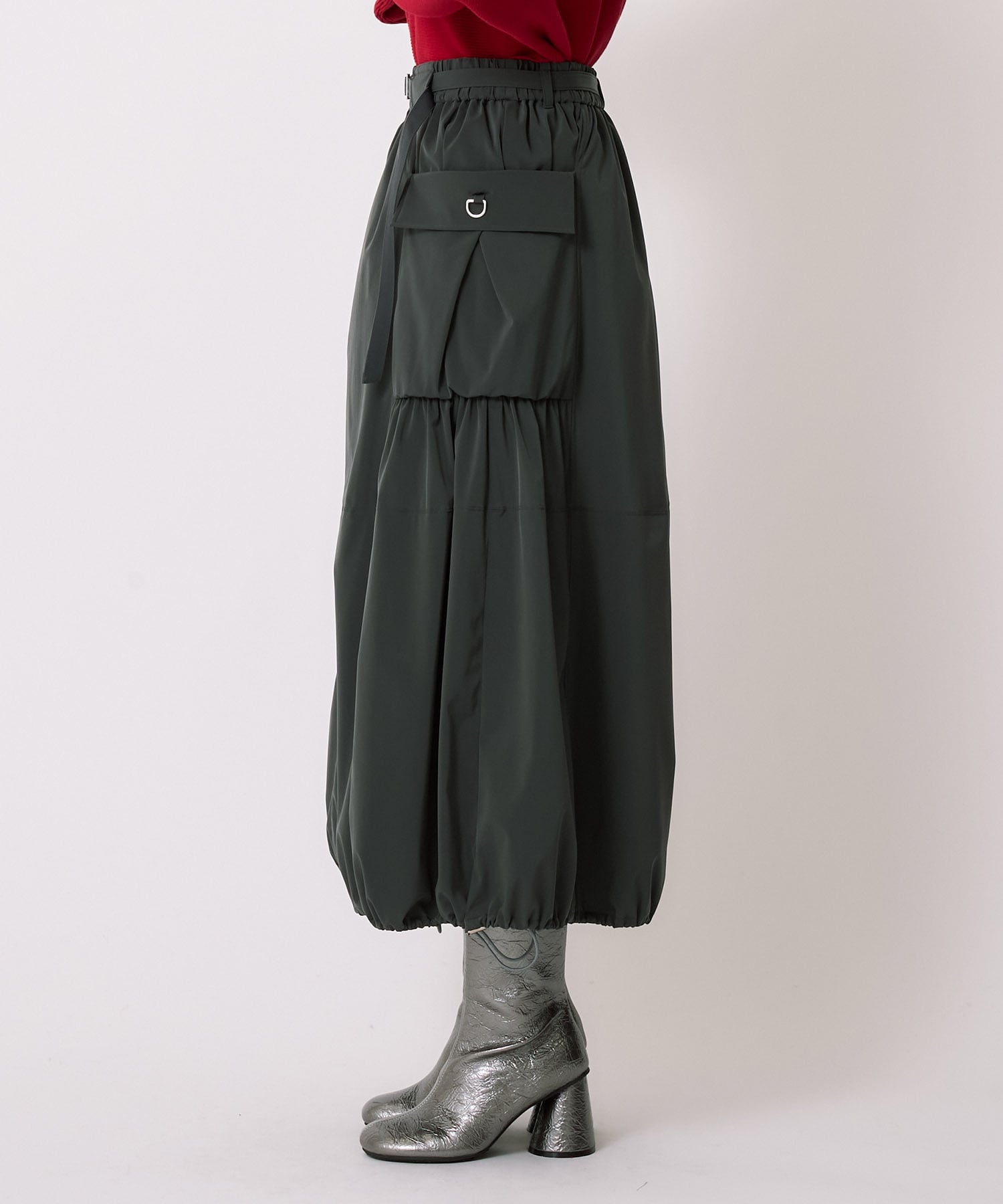 ドロストバルーンスカート