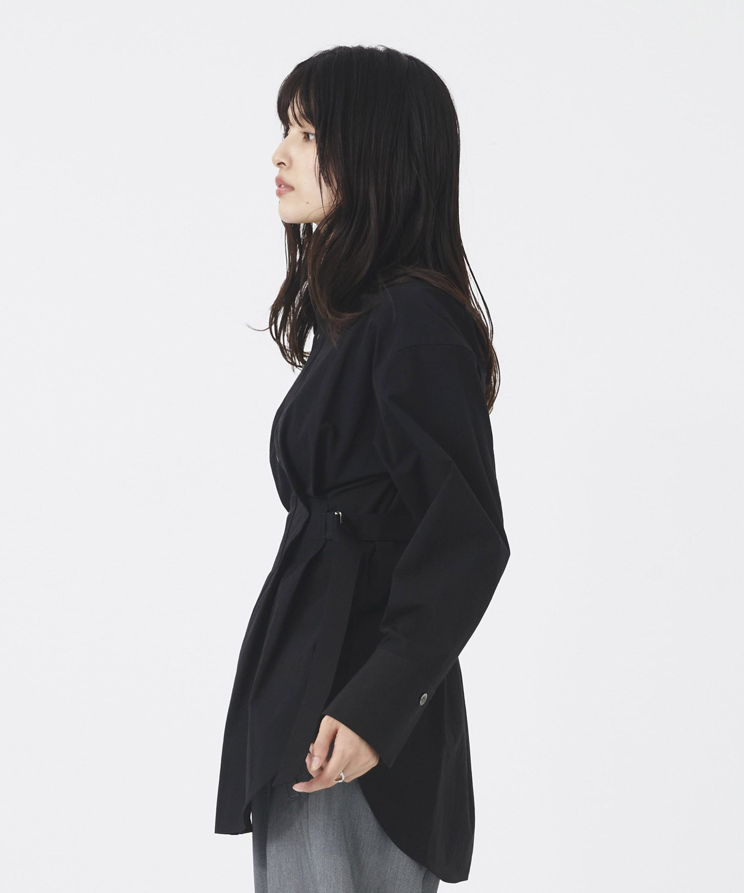 タックゴムシェイプベルトシャツ