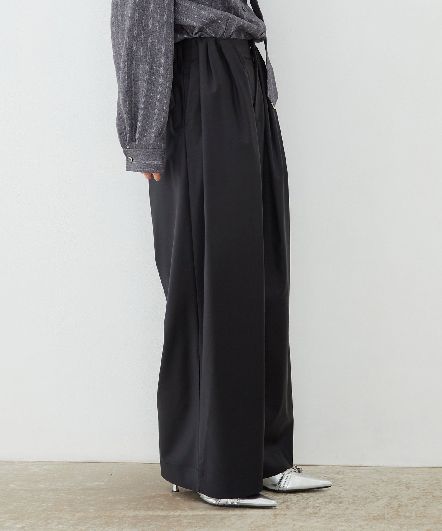 Super120s Wool Relax Trousers