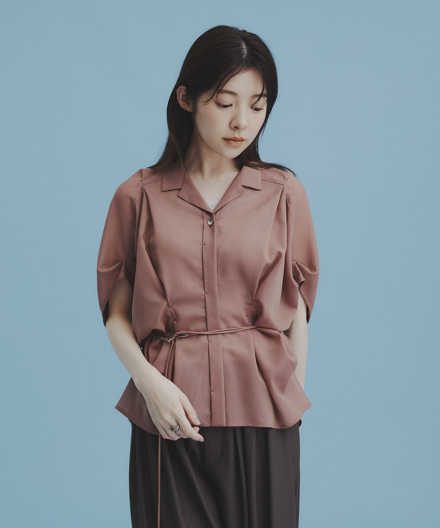 〈WEB限定カラー〉シャンブレーウールドルマンシャツ