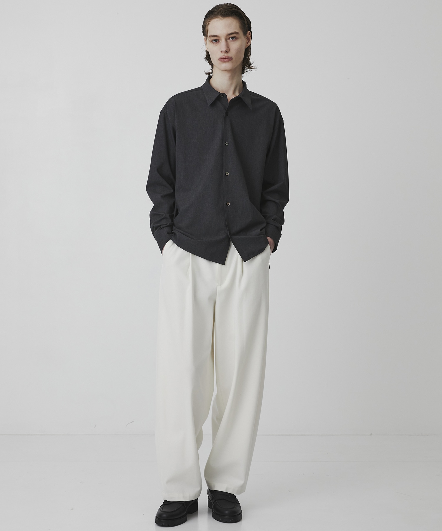 ハイツイスト バレルチノパンツ