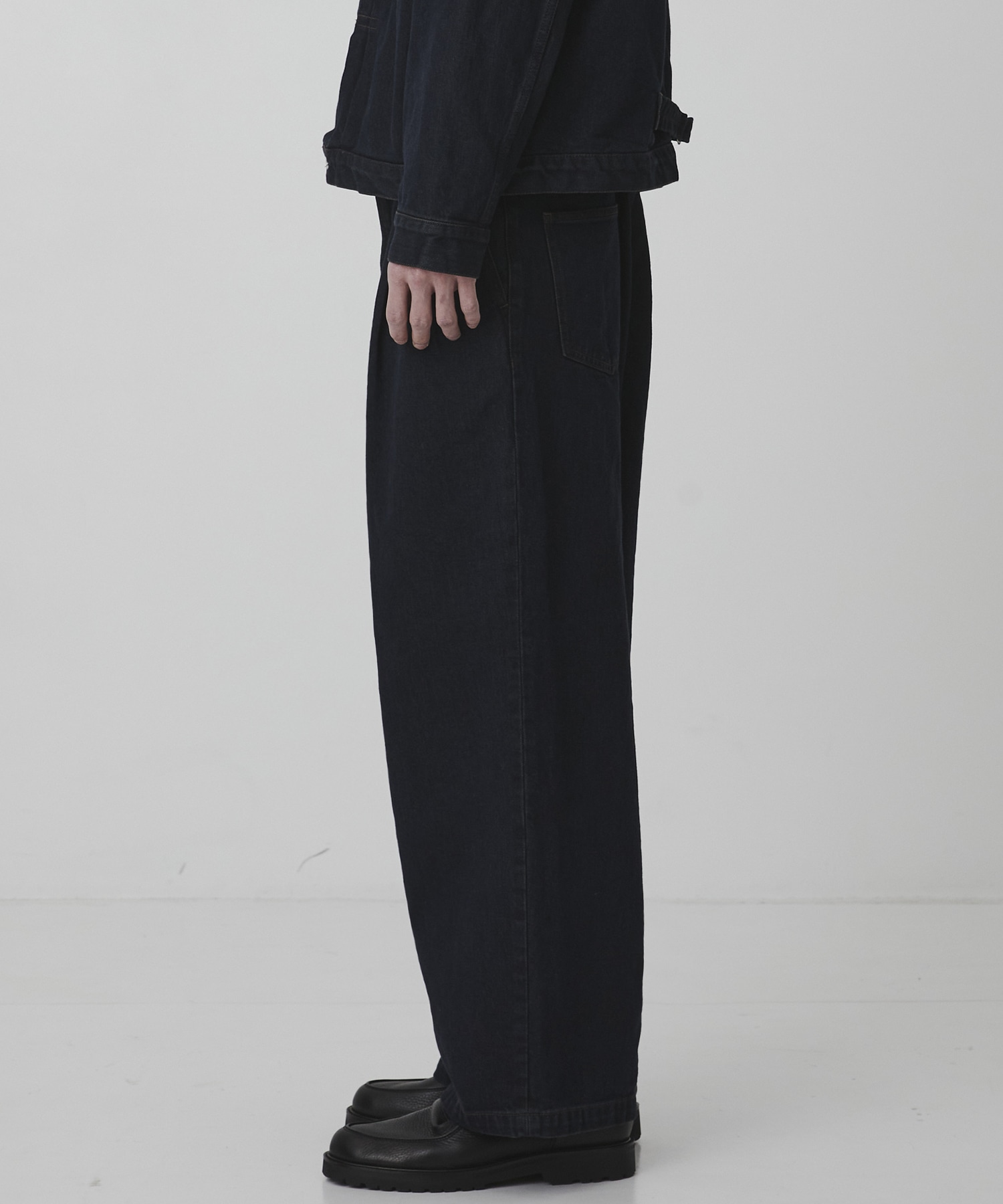 〈2026SS｜WEB先行販売〉オーバーダイデニム バギースラックス