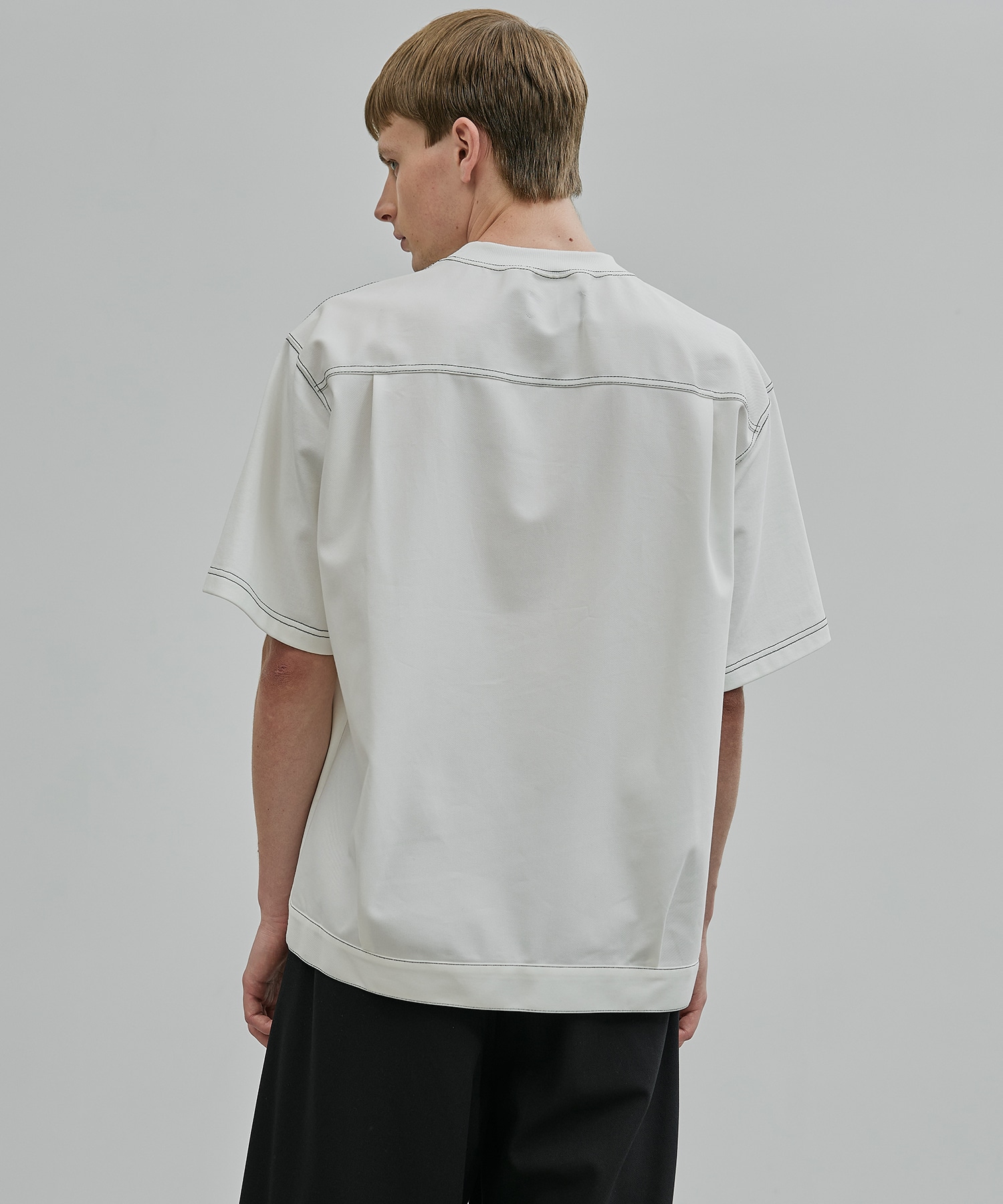 コントラストステッチドッキングTシャツ