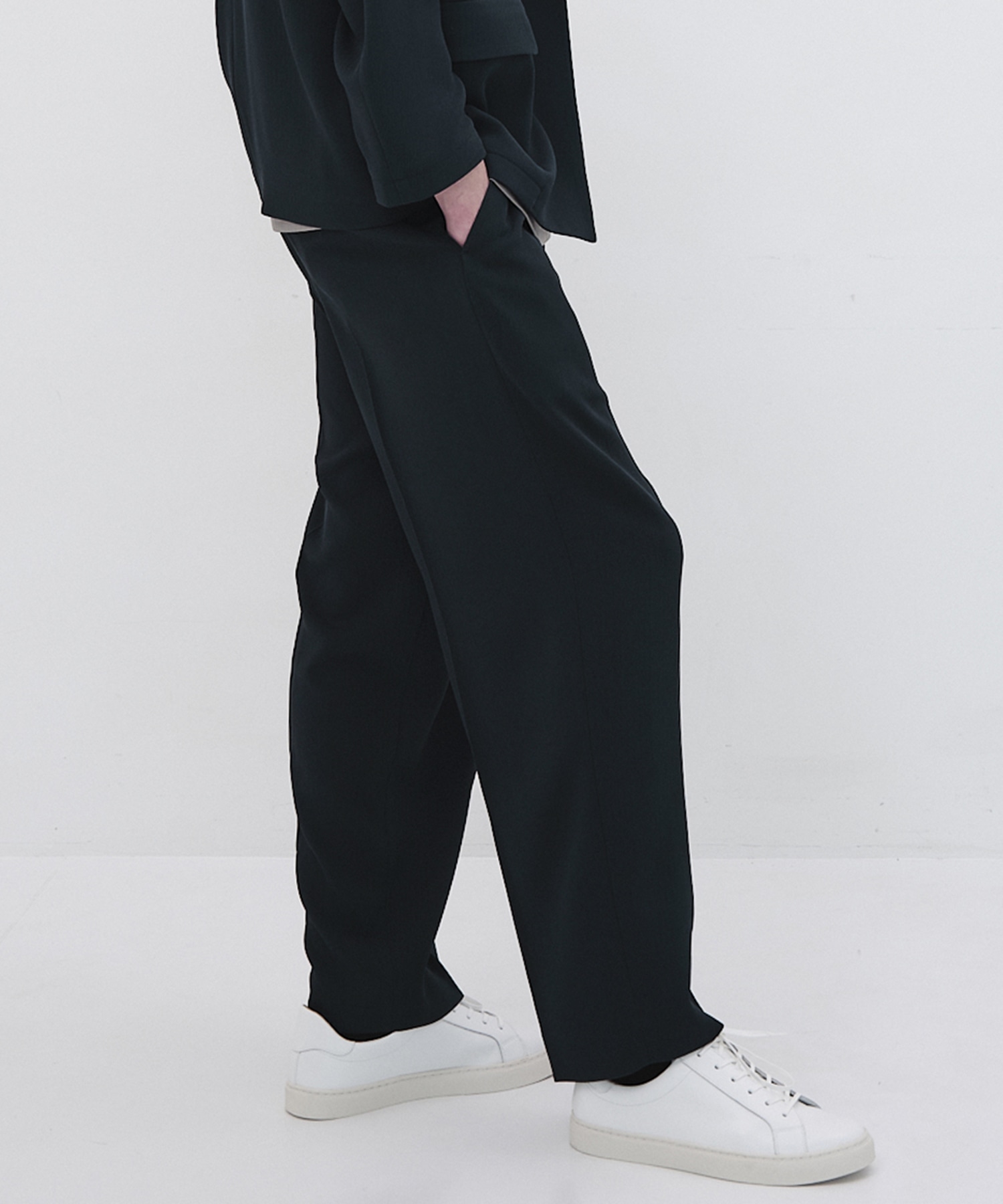 COLD DRY PLEATS 2タックイージーパンツ