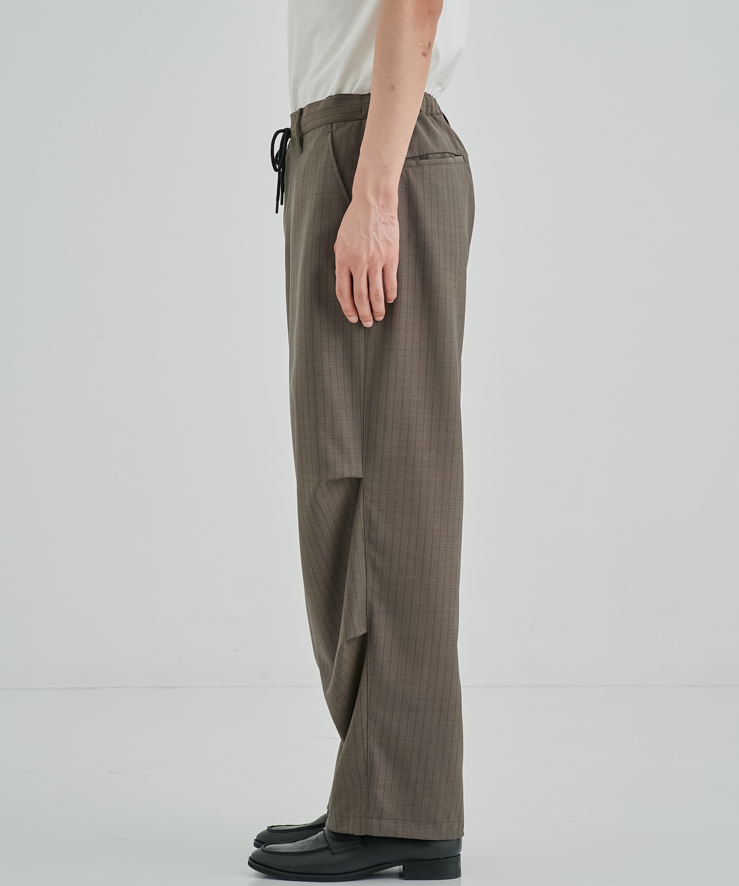 SUMMER WOOL パラシュートパンツ