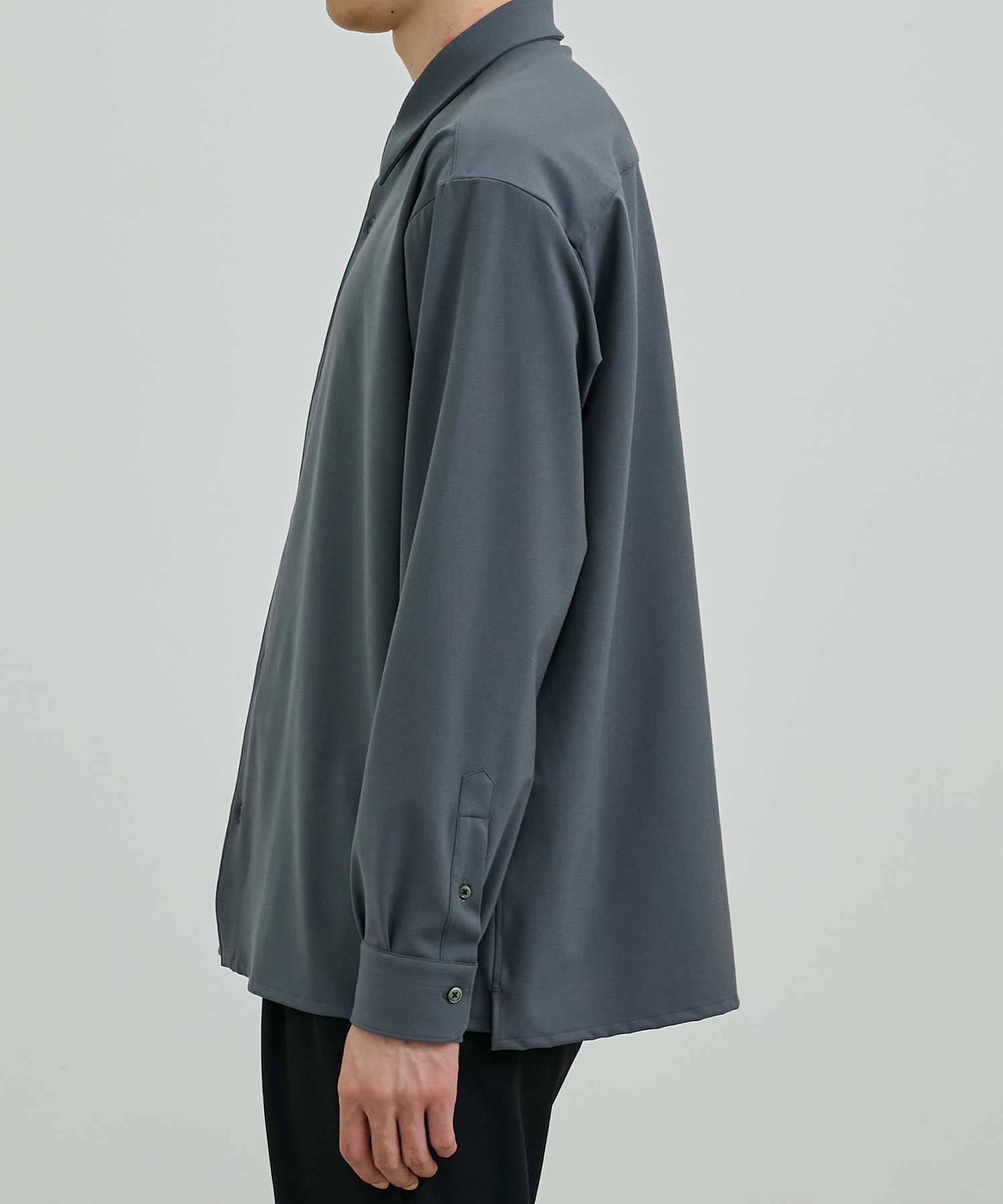 〈新発売〉アウトラストロングスリーブシャツ
