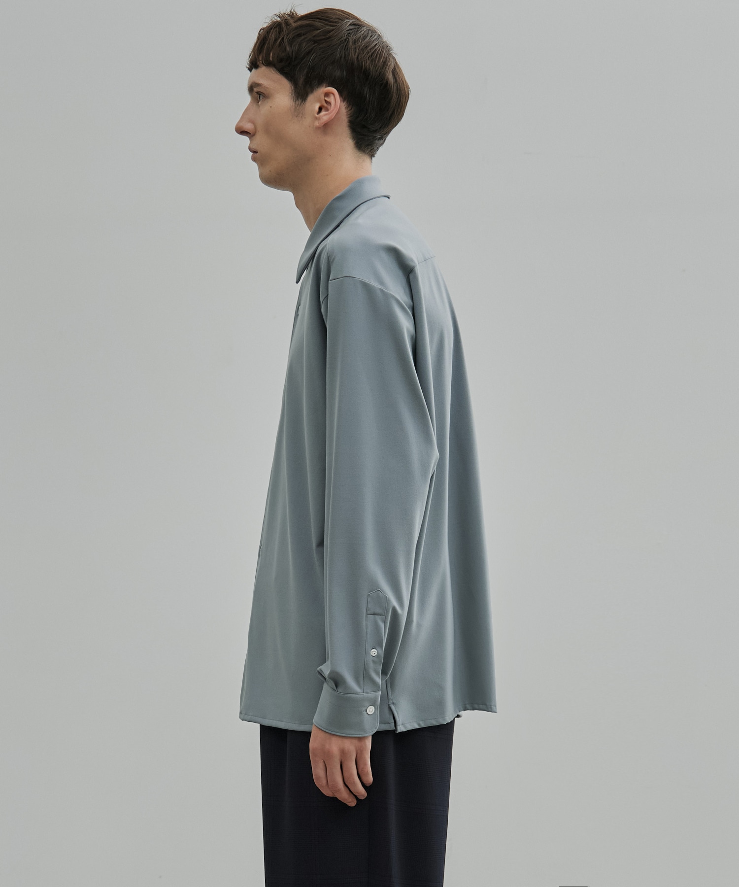 アウトラストロングスリーブシャツ