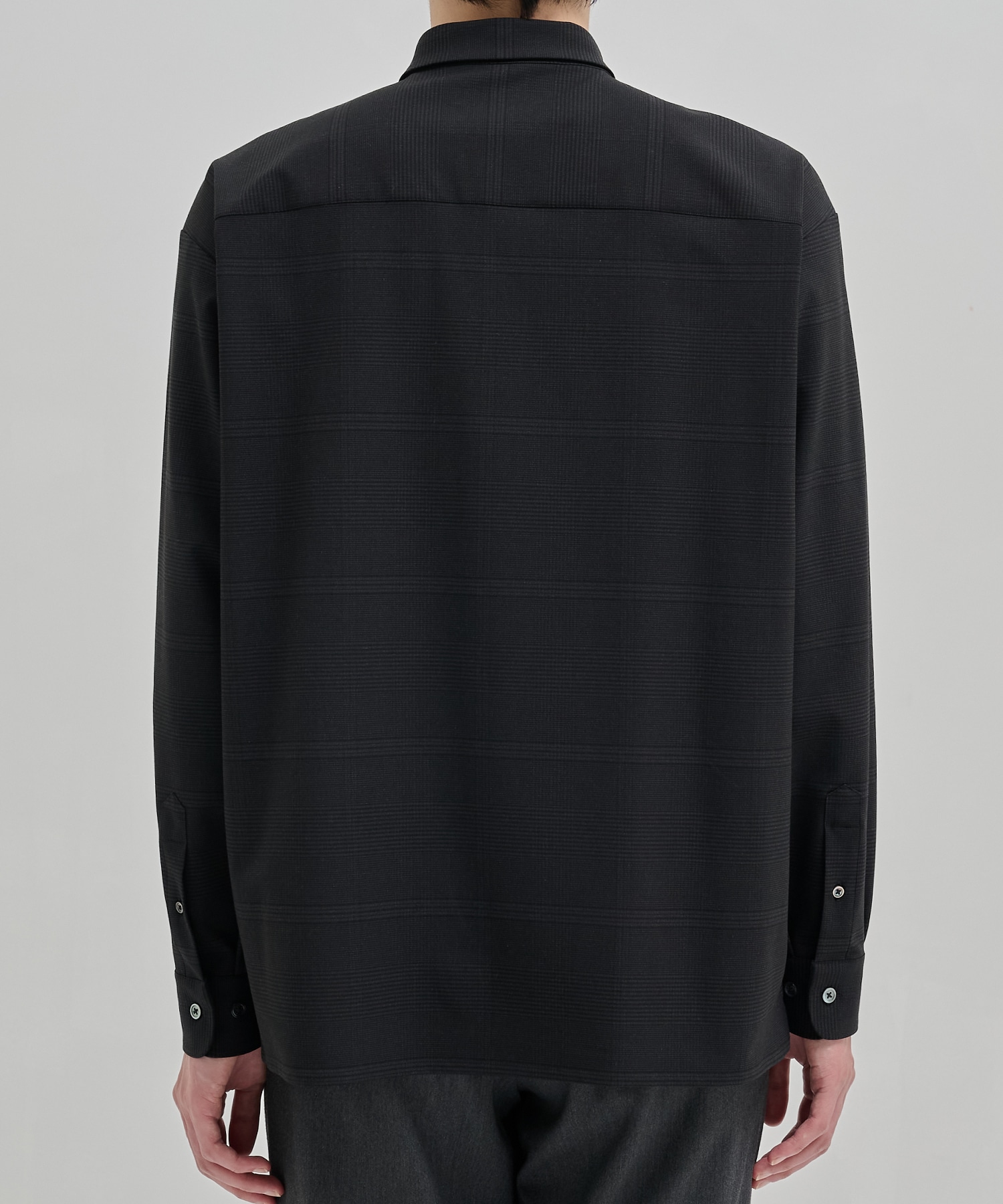 アウトラストロングスリーブシャツ