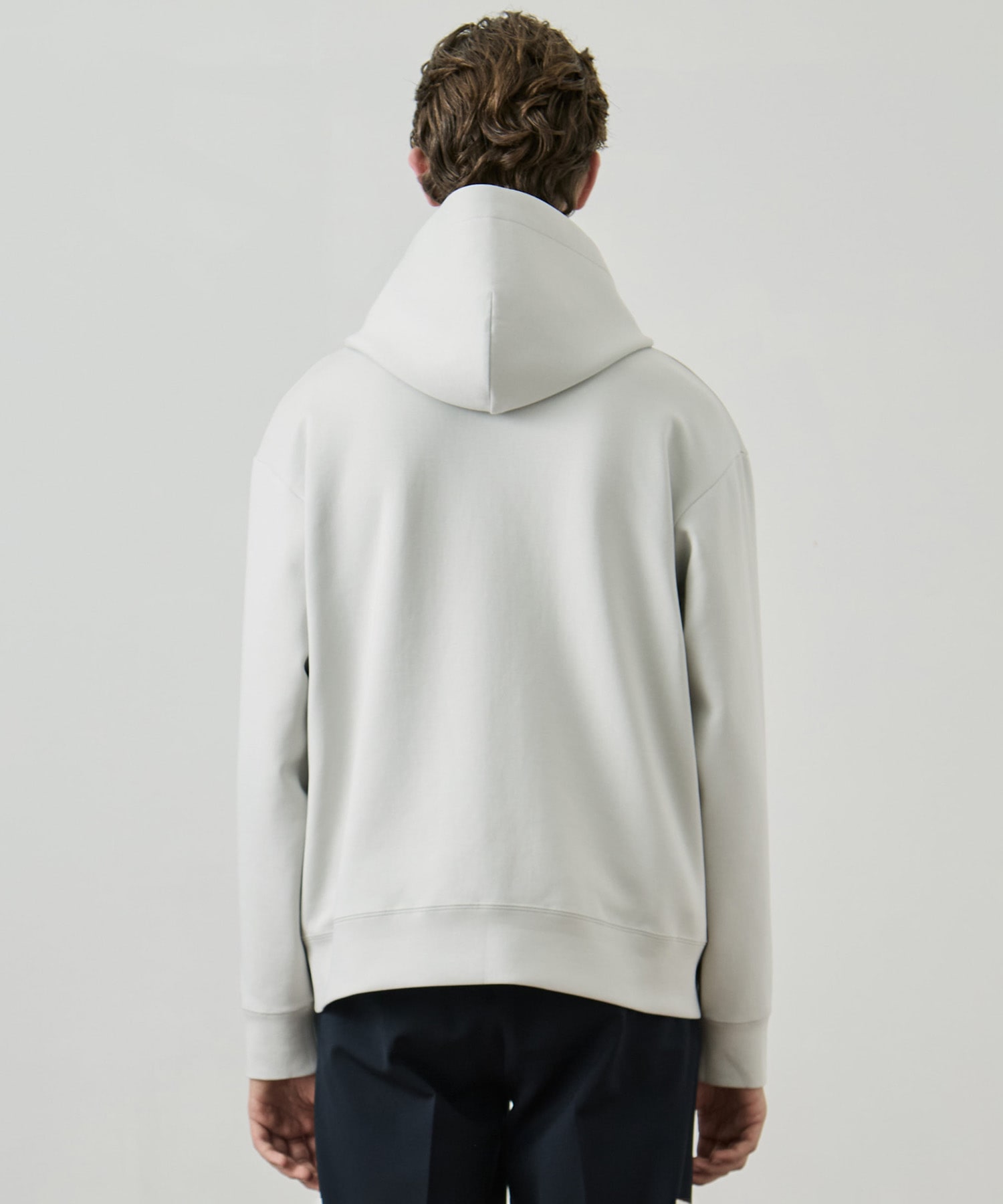 COMPACT AIR ダンボールZIPパーカー