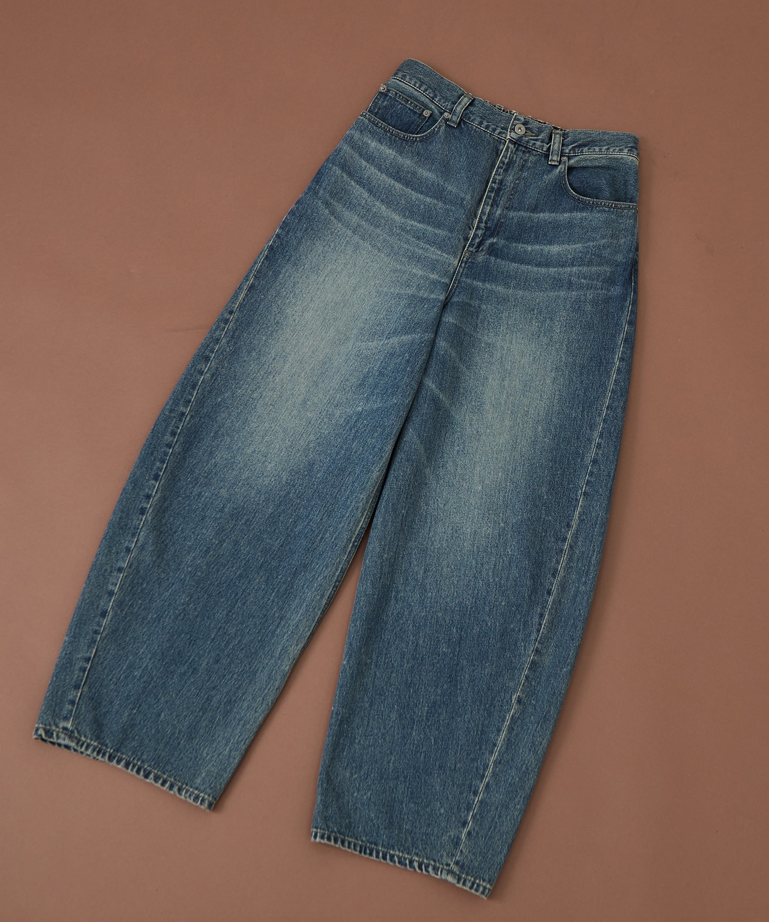 オーバーダイバレルデニムパンツ