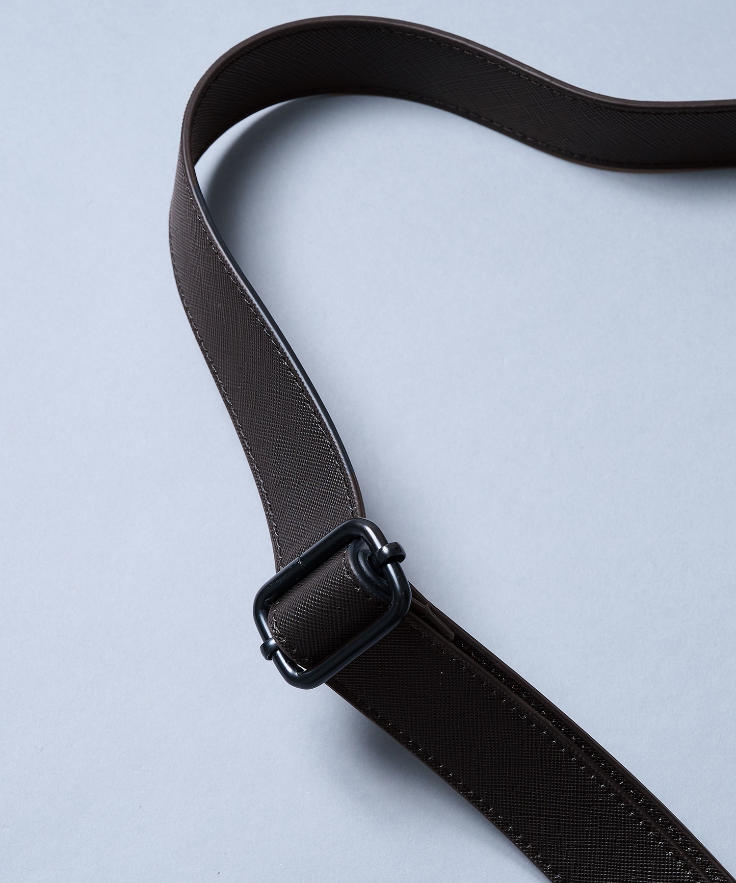 〈新色｜限定11着〉Saffiano Leather Shoulder Bag