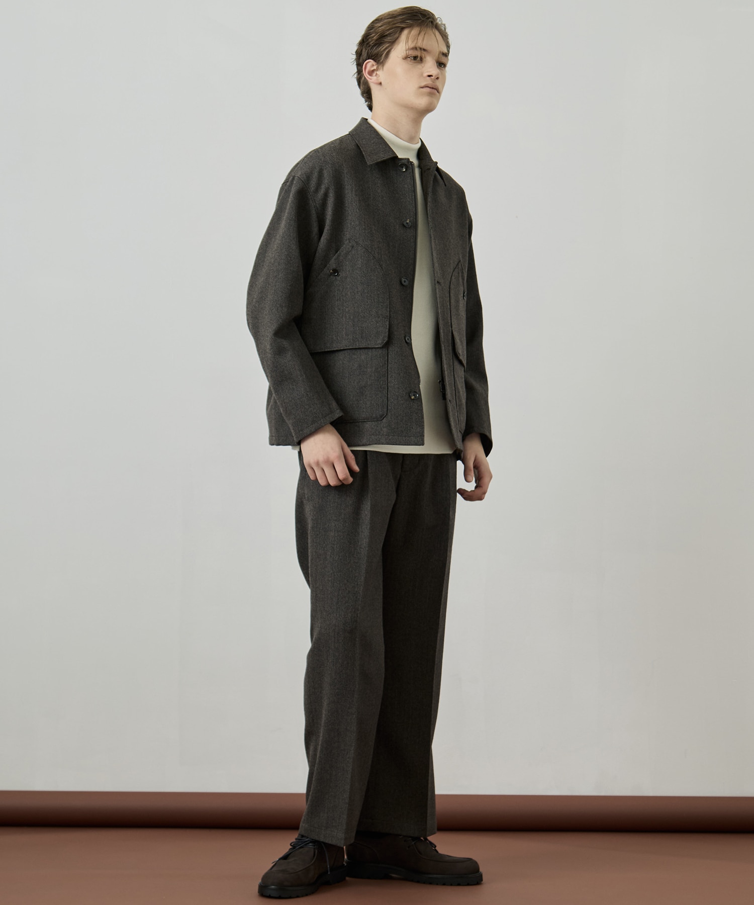 〈WEB限定〉SILVER WOOL MOCK NECK KNIT